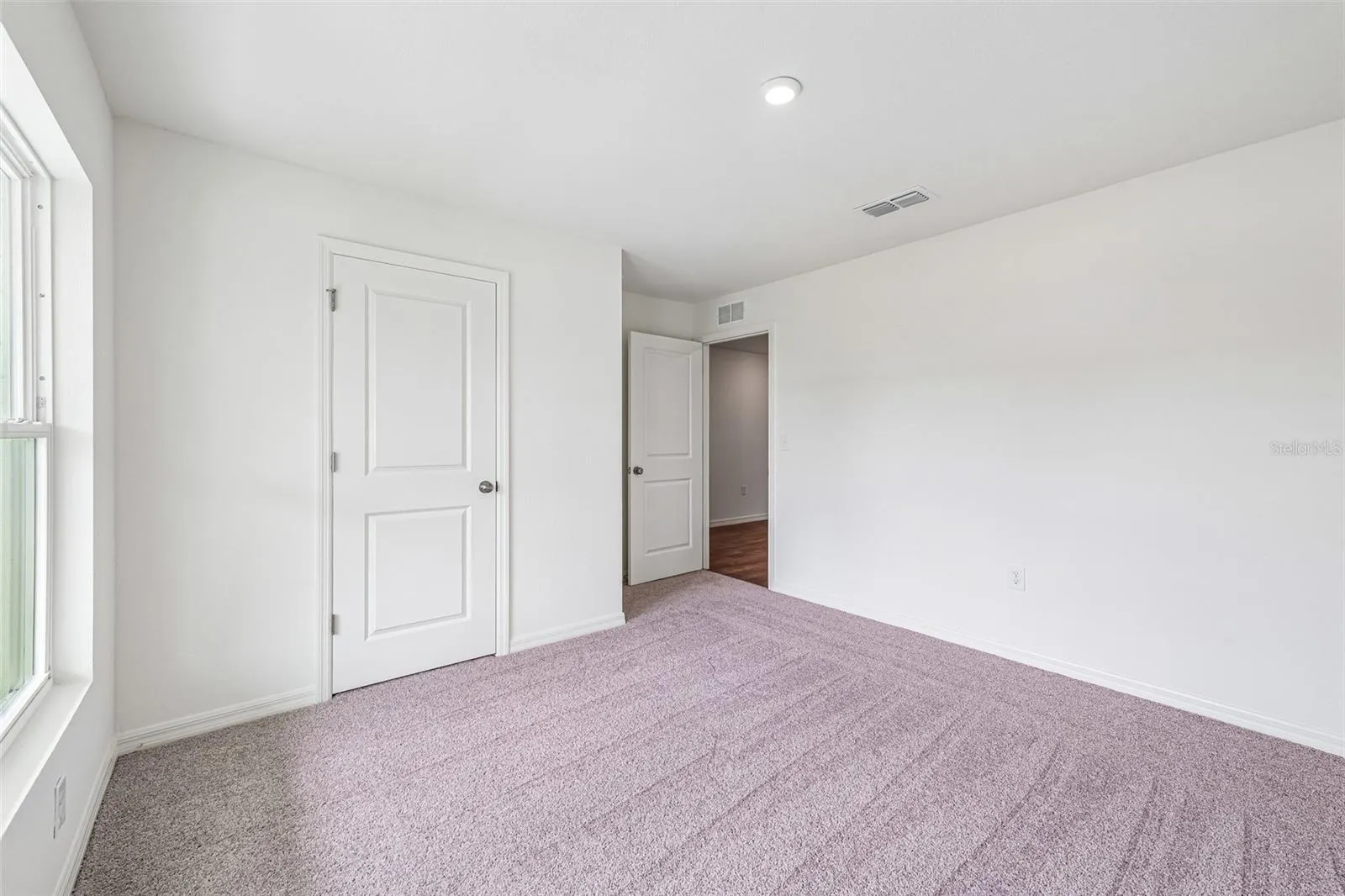8235 97TH CT