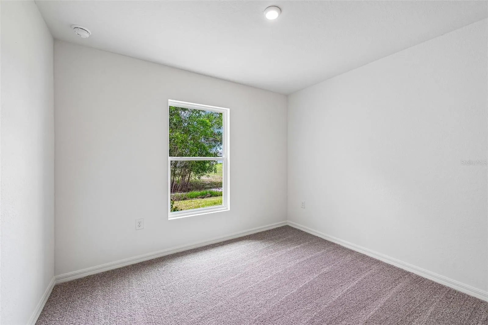 8235 97TH CT