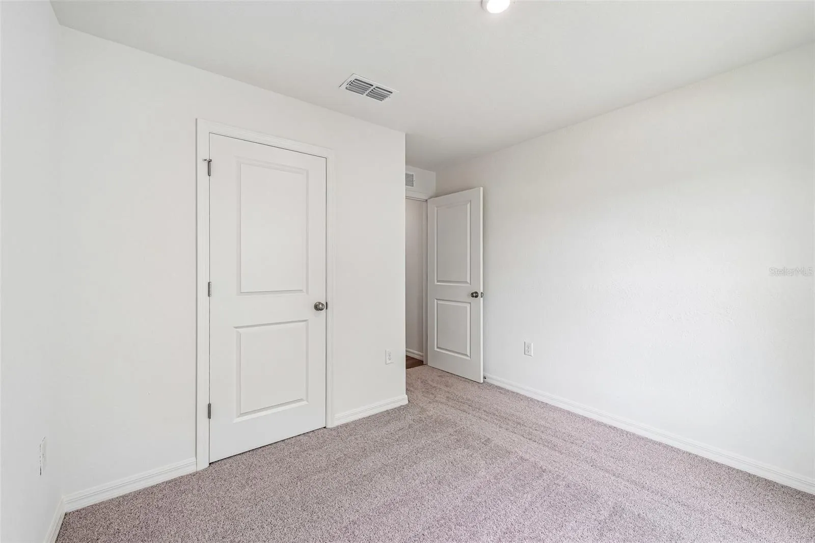 8235 97TH CT