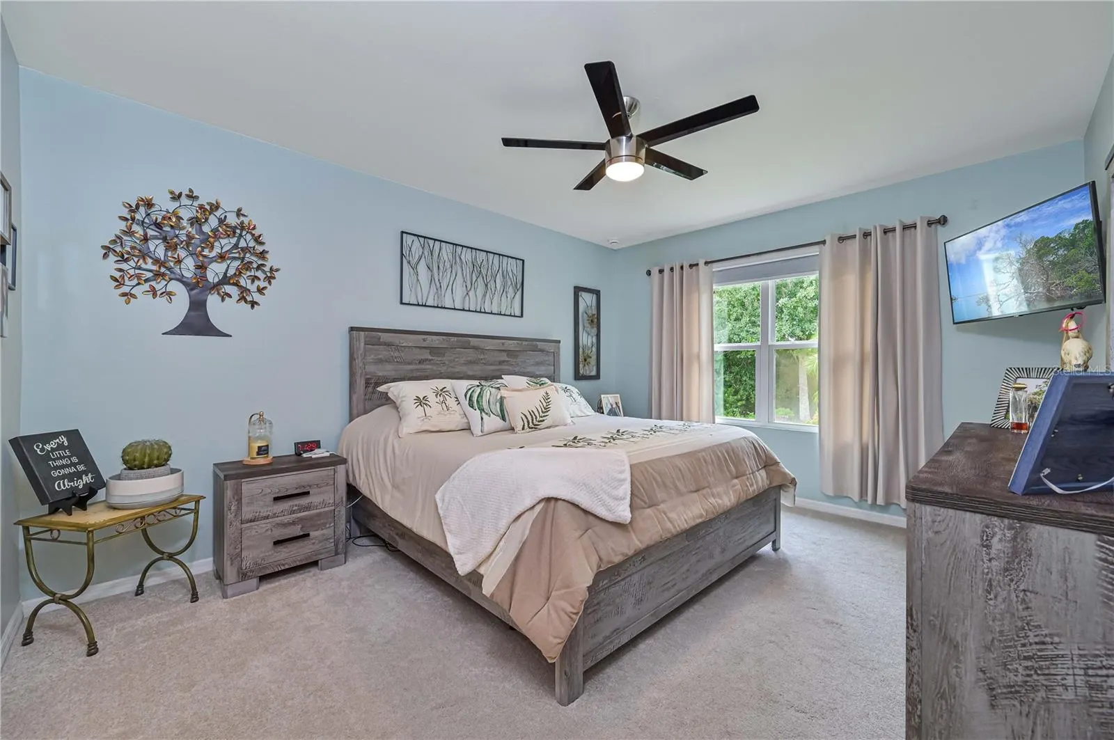 7092 MIKASA DR