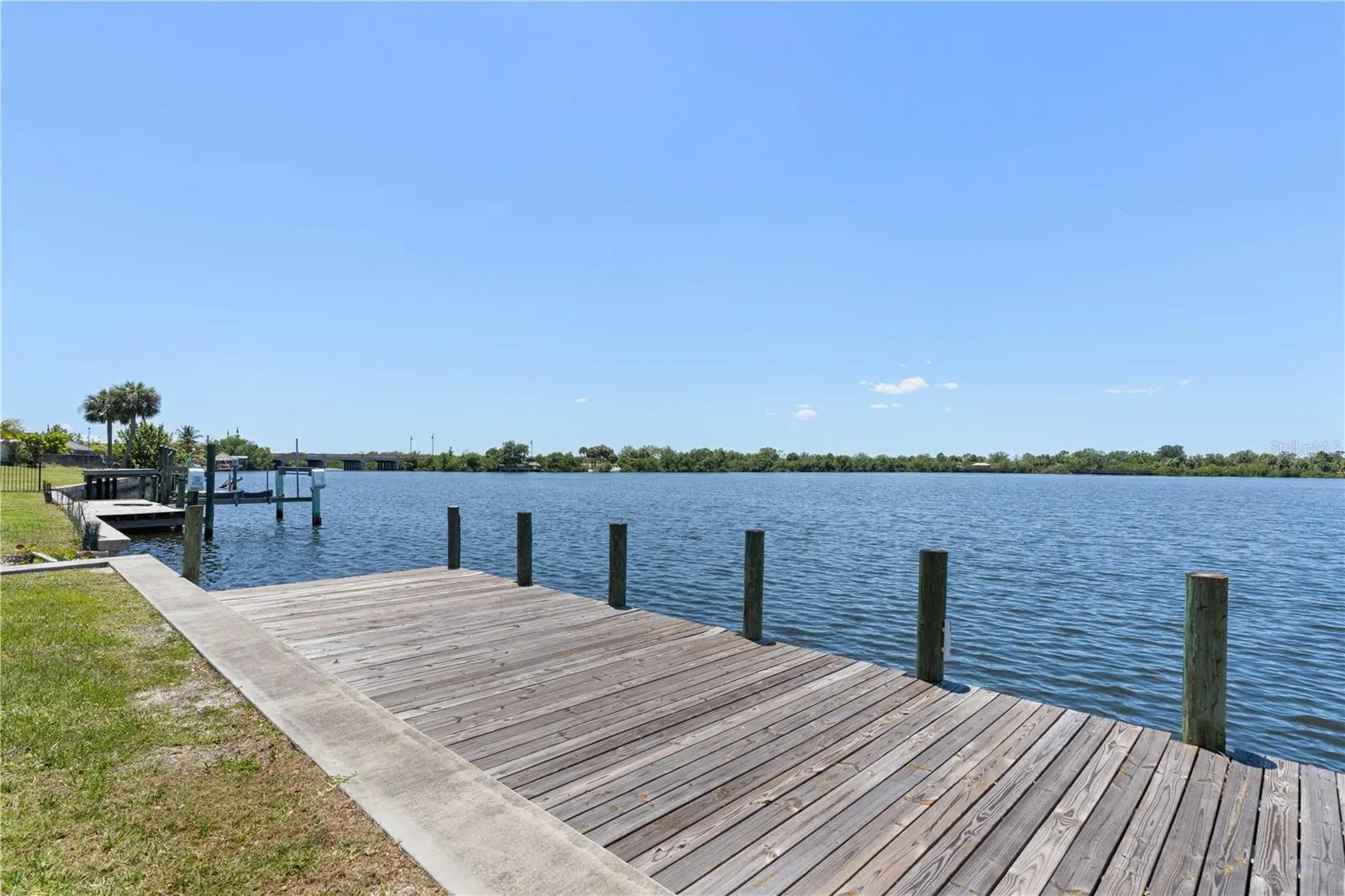 174 SPRING LAKE BLVD NW