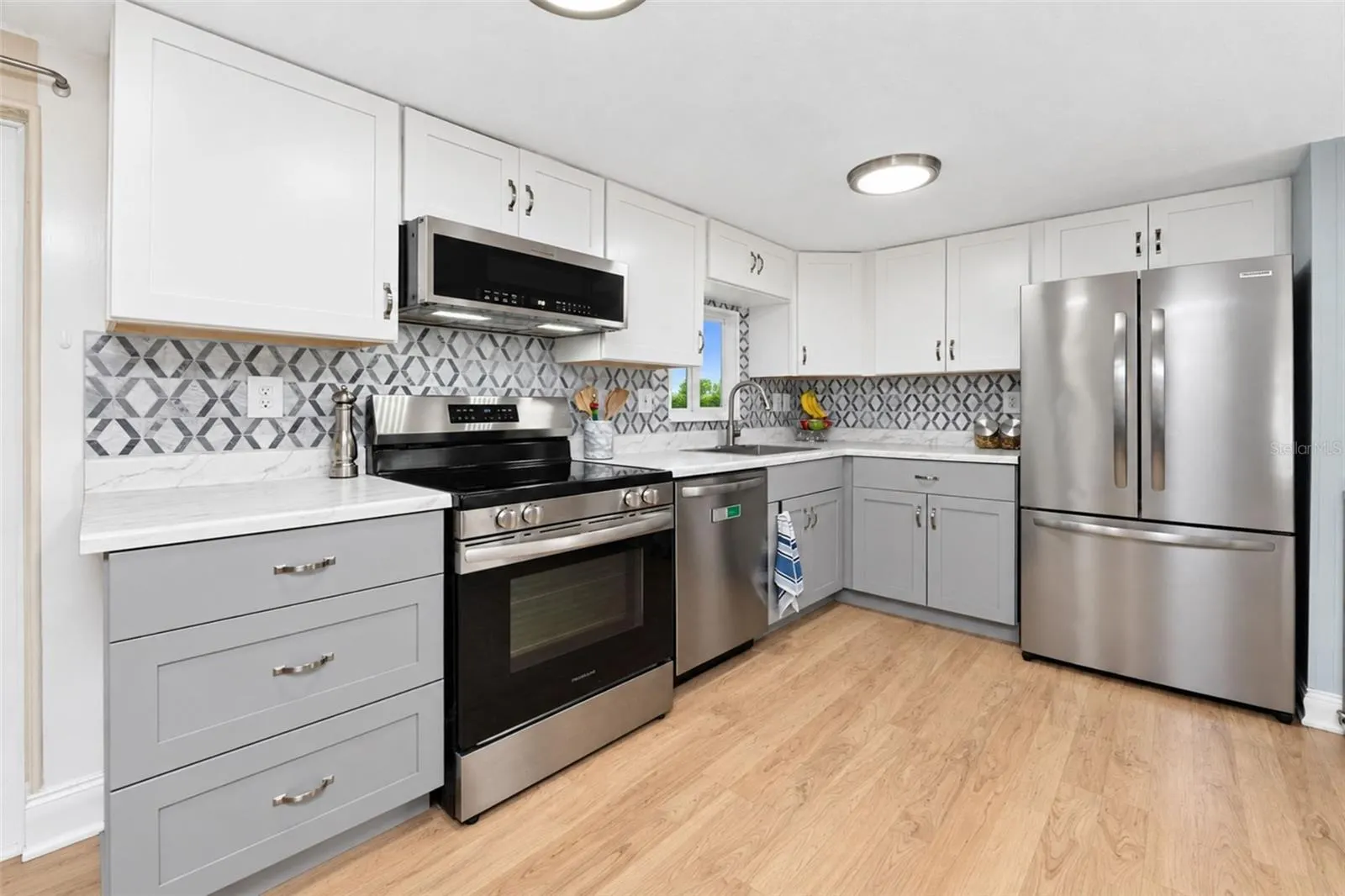 7333 VARLEY CIR