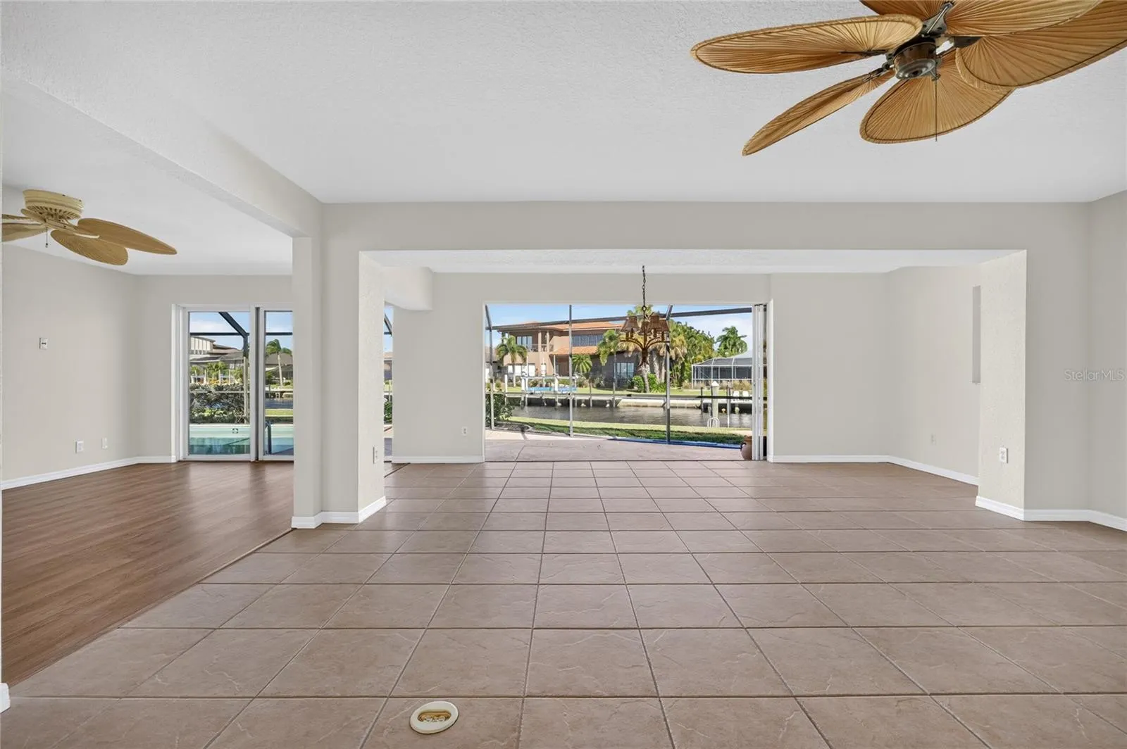 2194 BAYOU RD