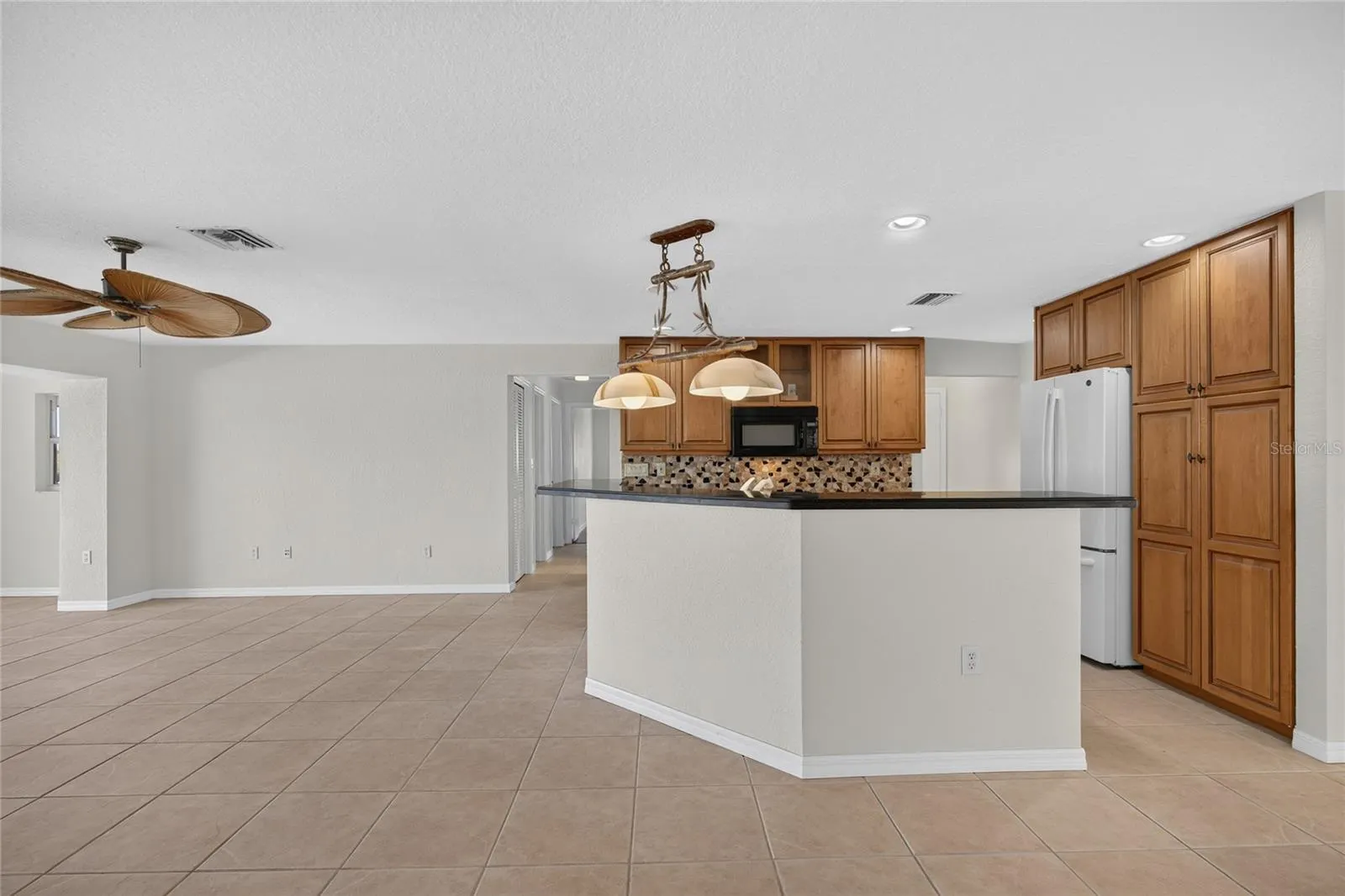 2194 BAYOU RD