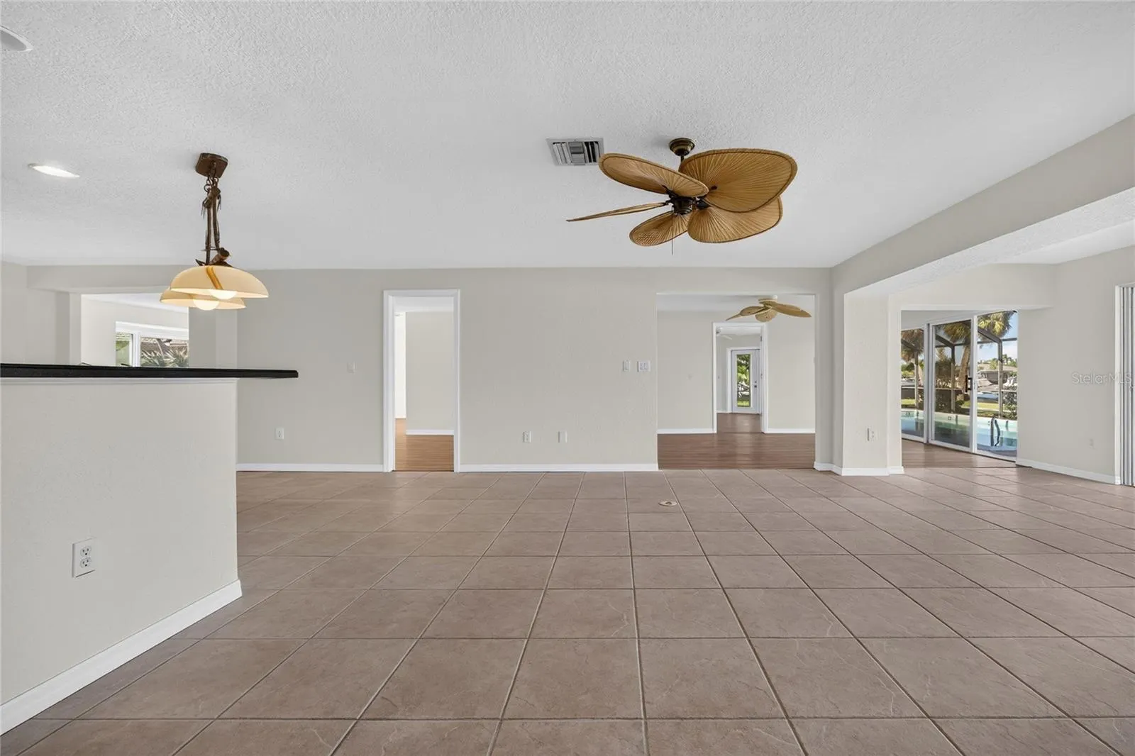 2194 BAYOU RD