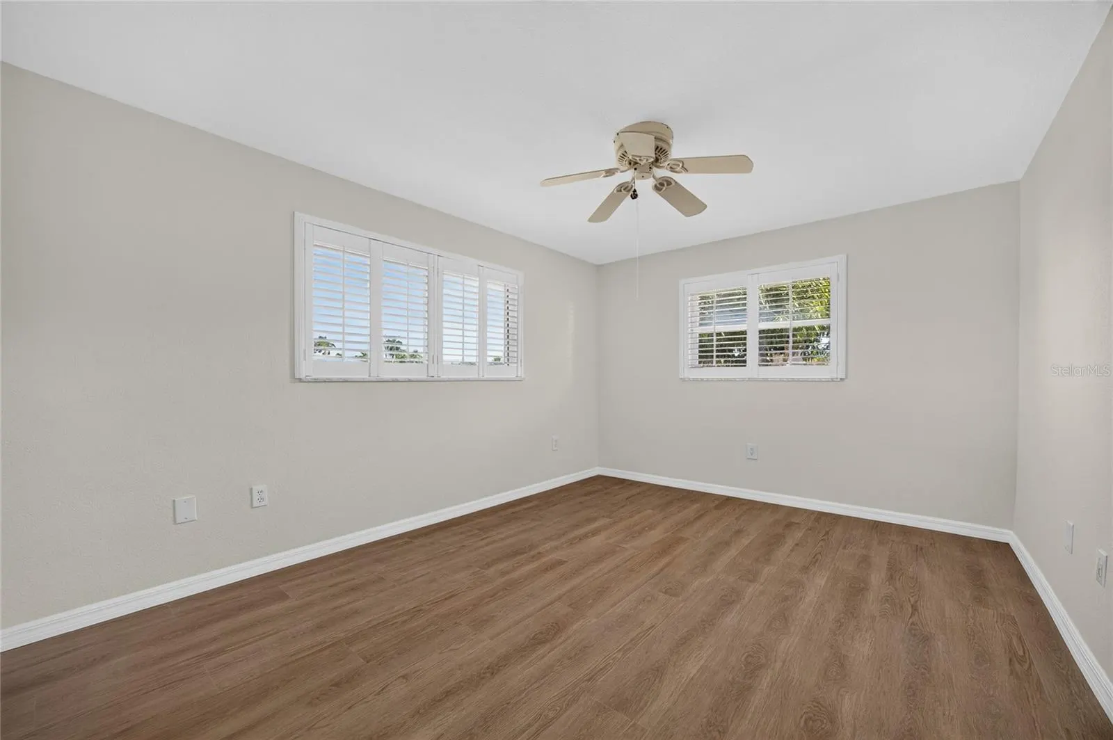 2194 BAYOU RD