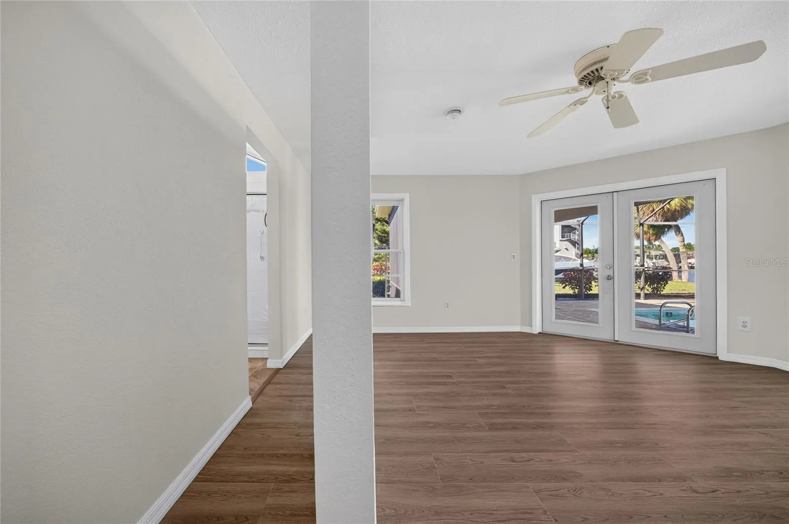 2194 BAYOU RD