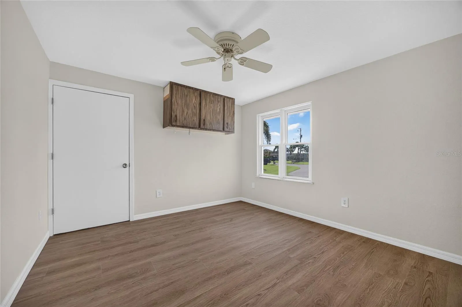 2194 BAYOU RD