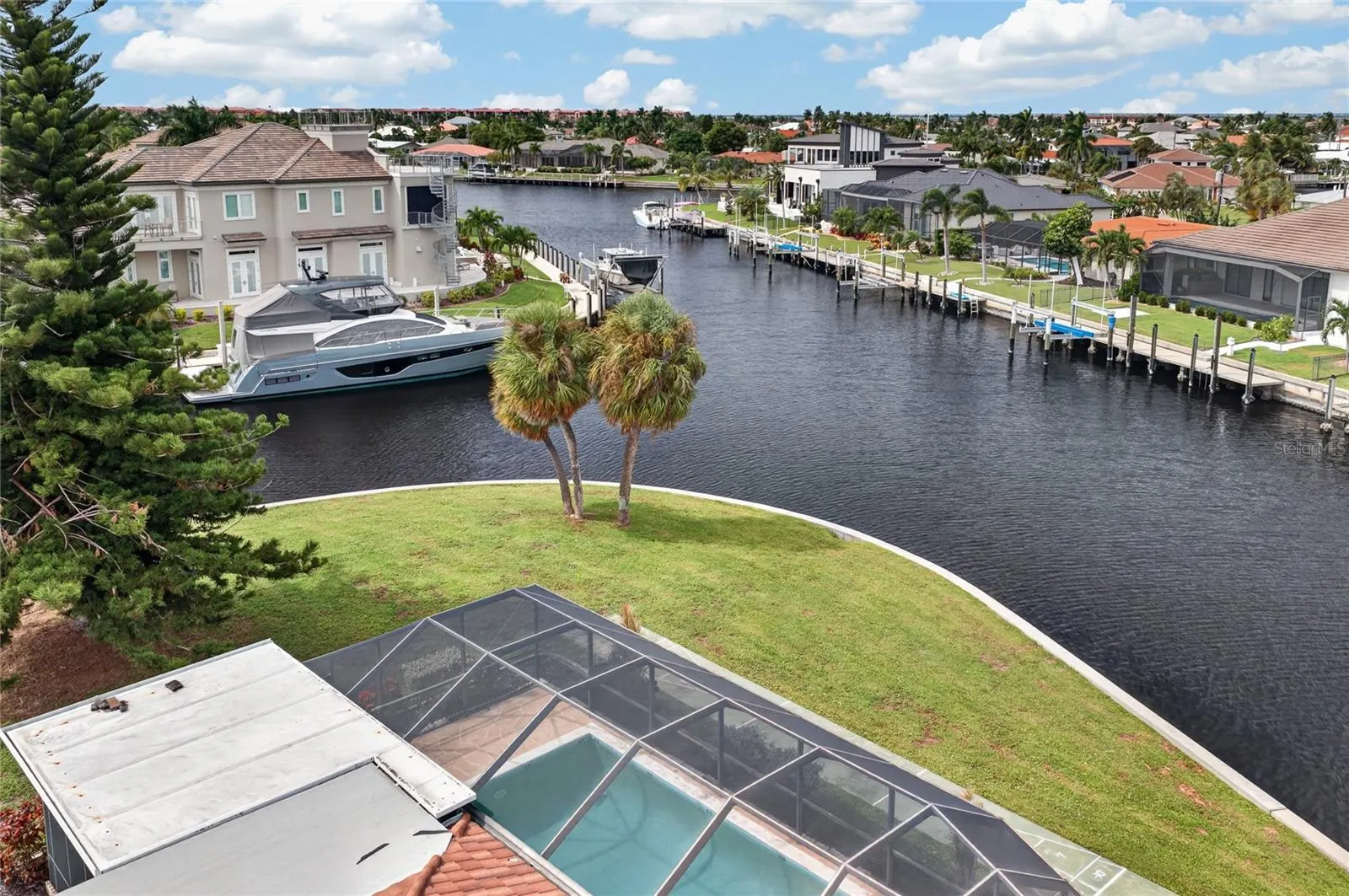 2194 BAYOU RD