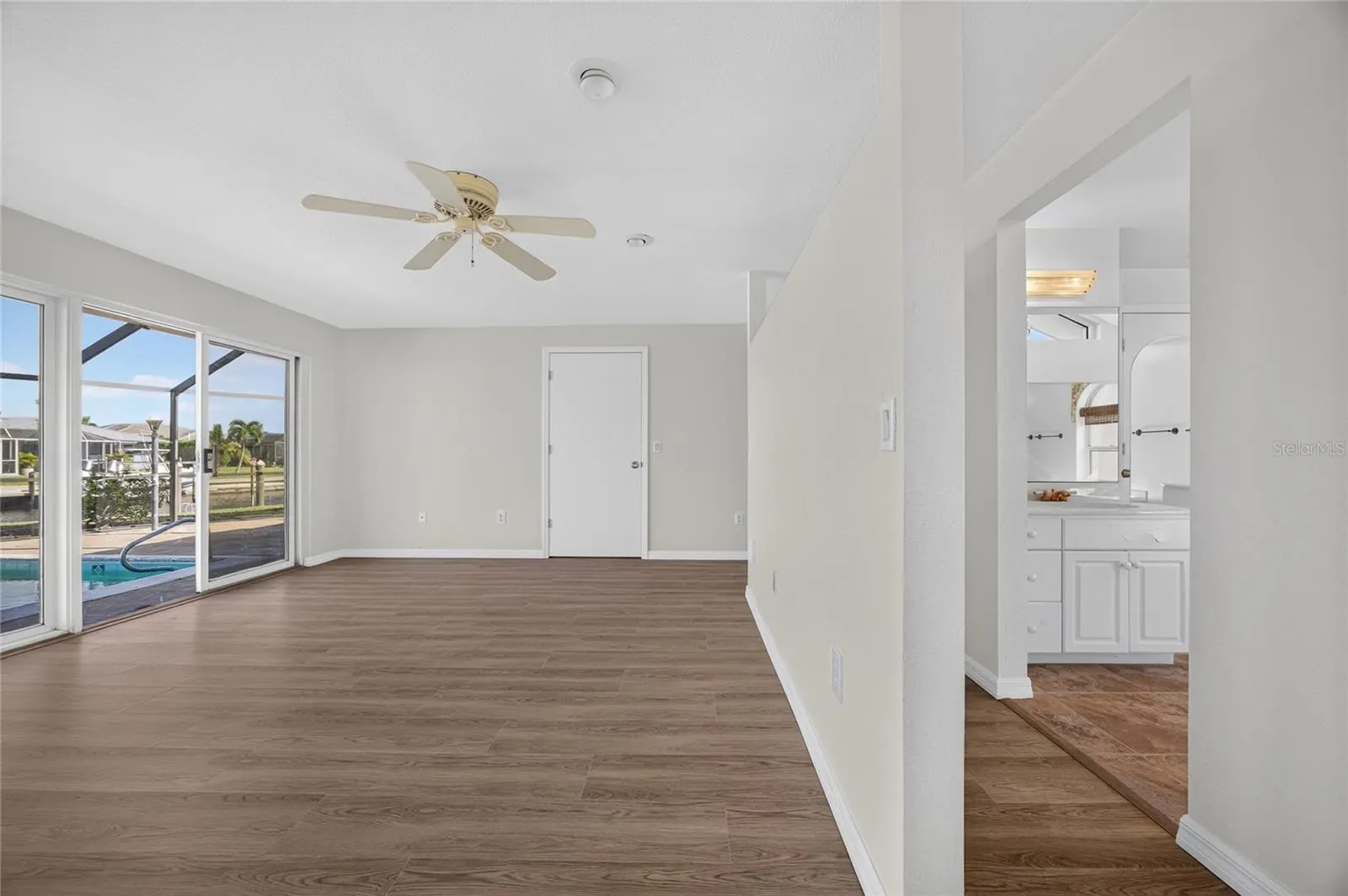 2194 BAYOU RD