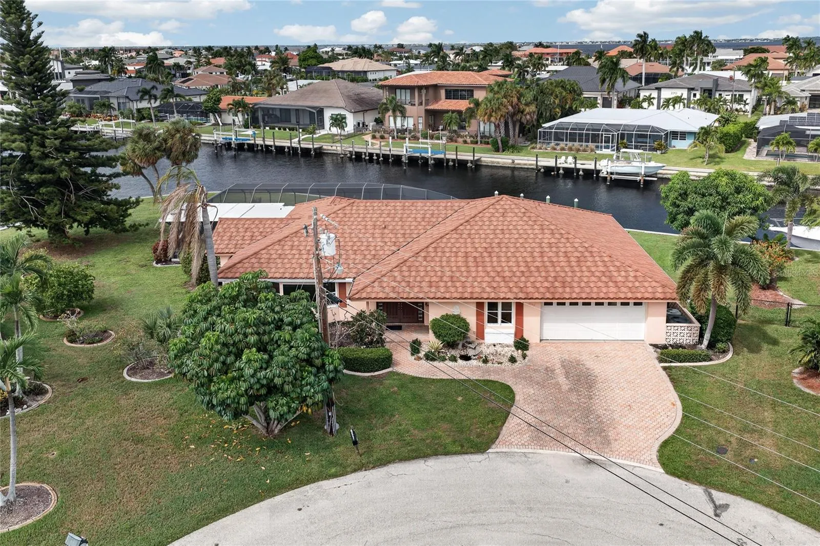 2194 BAYOU RD