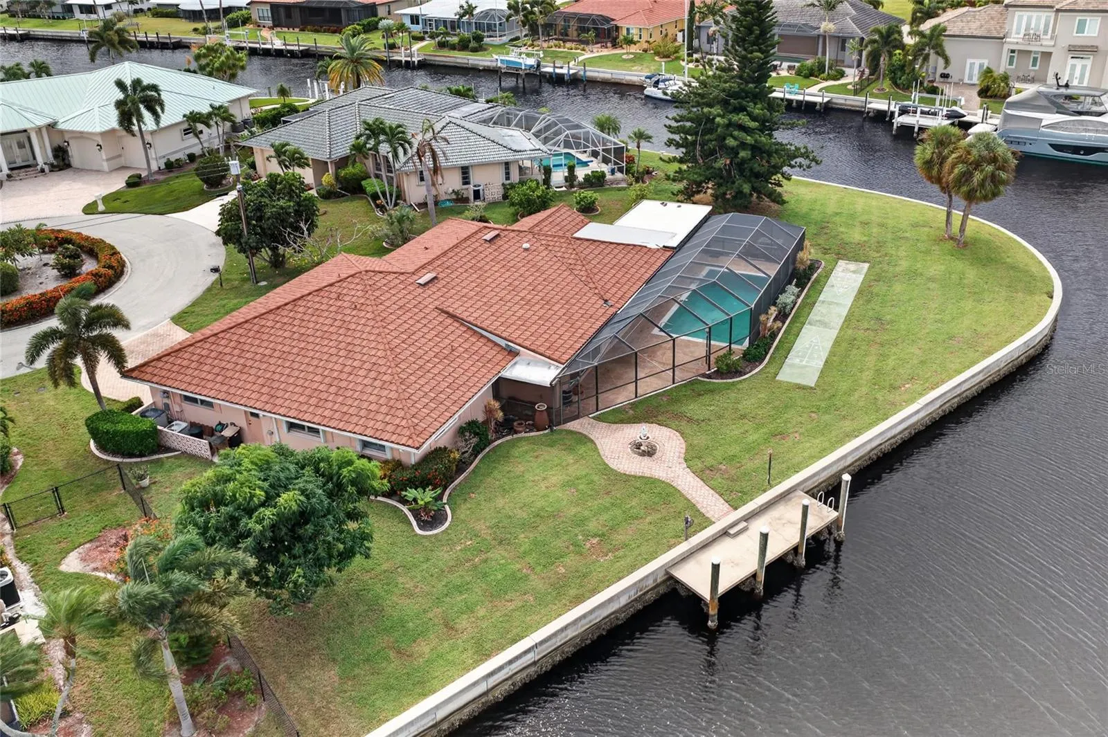 2194 BAYOU RD