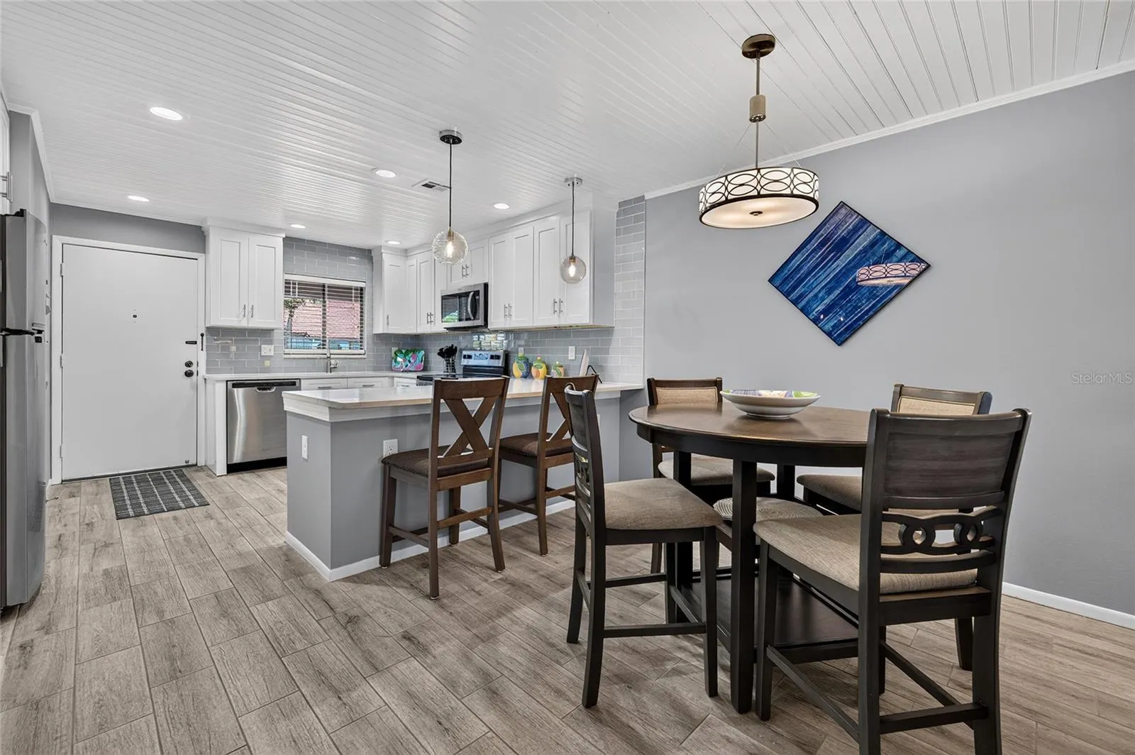 1634 STICKNEY POINT RD #34-202 #34-202