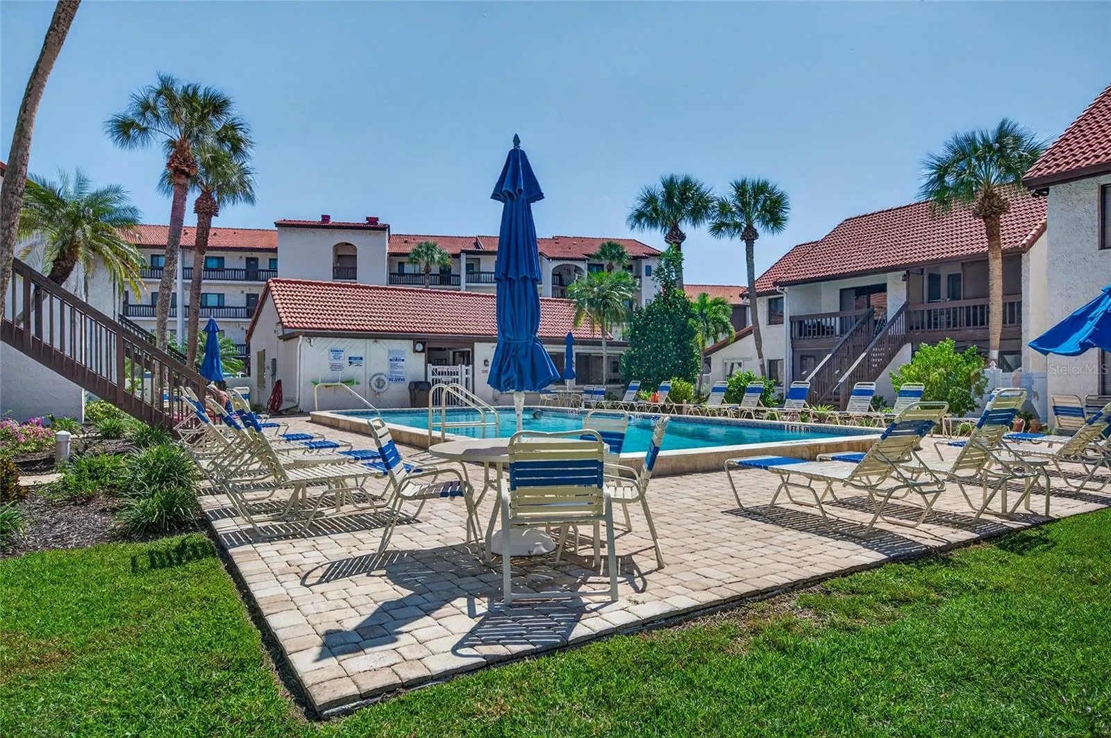 1634 STICKNEY POINT RD #34-202 #34-202