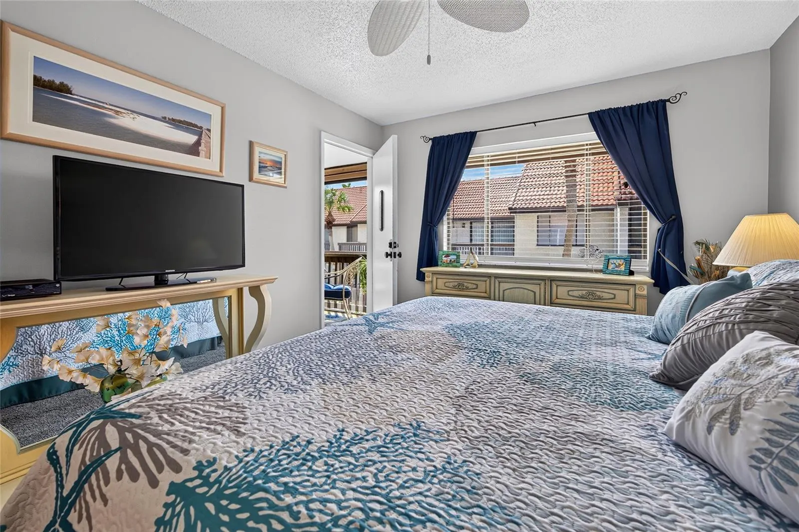 1634 STICKNEY POINT RD #34-202 #34-202