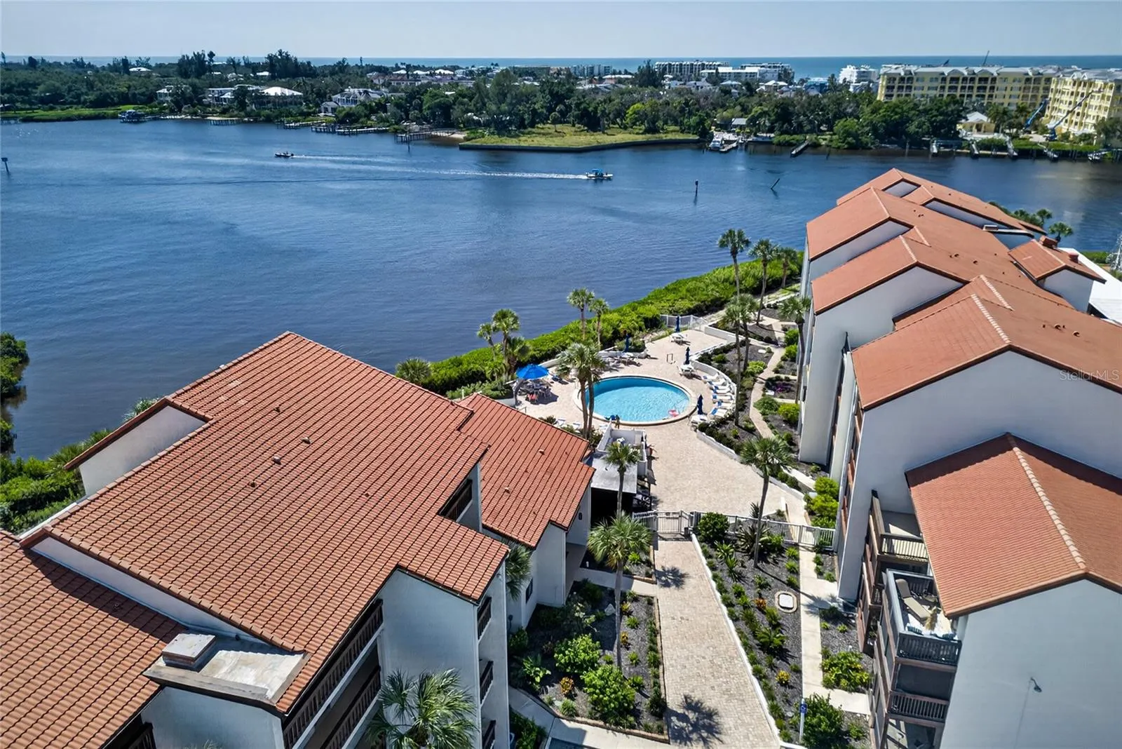 1634 STICKNEY POINT RD #34-202 #34-202