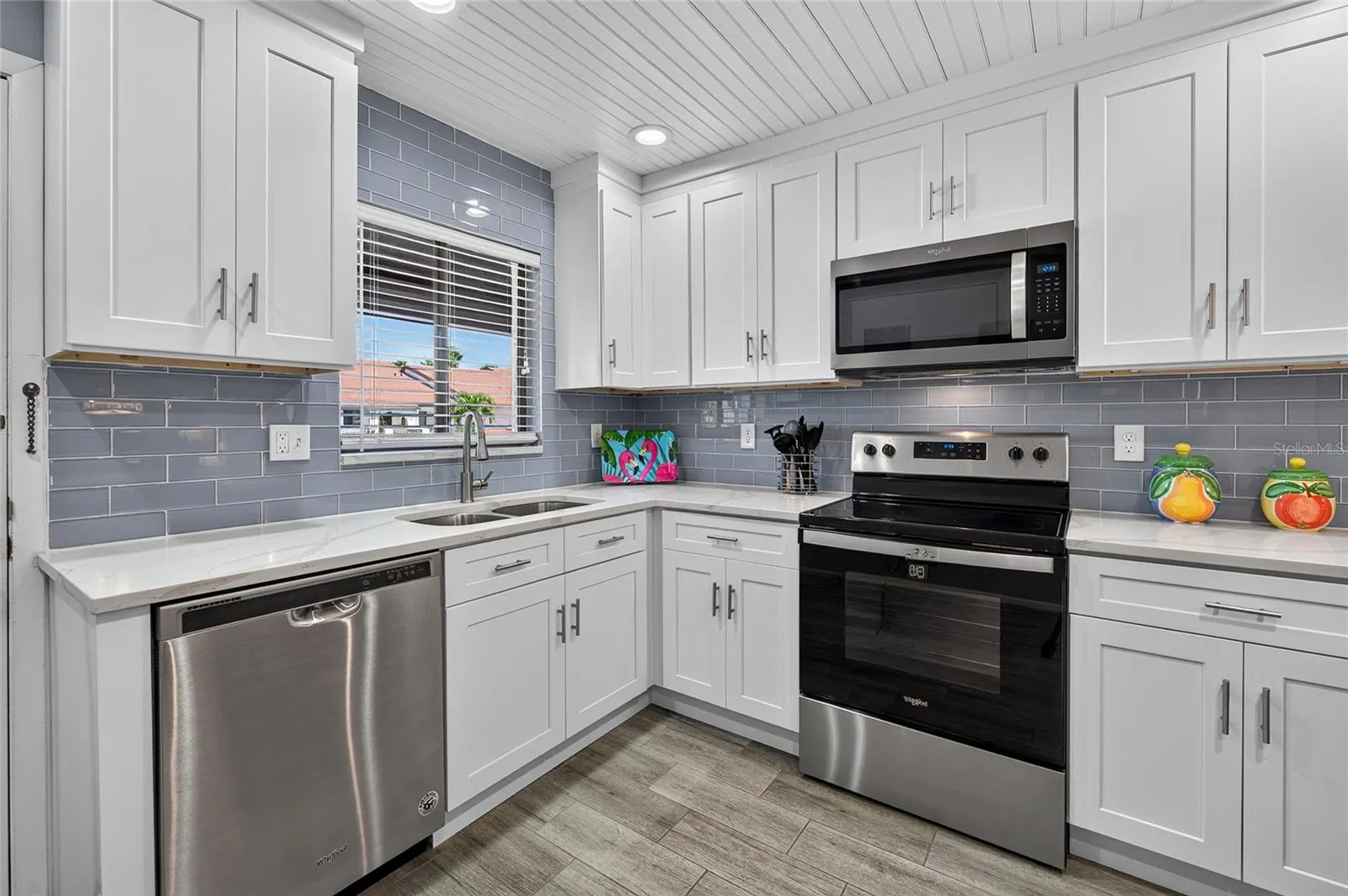 1634 STICKNEY POINT RD #34-202 #34-202