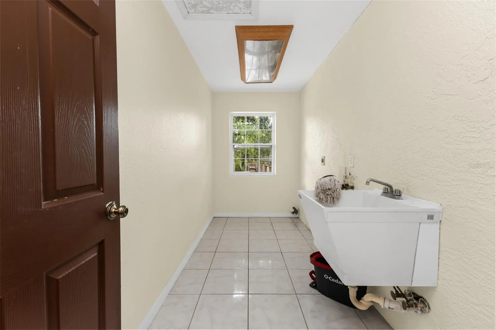 2827 SE CREEKWOOD TER