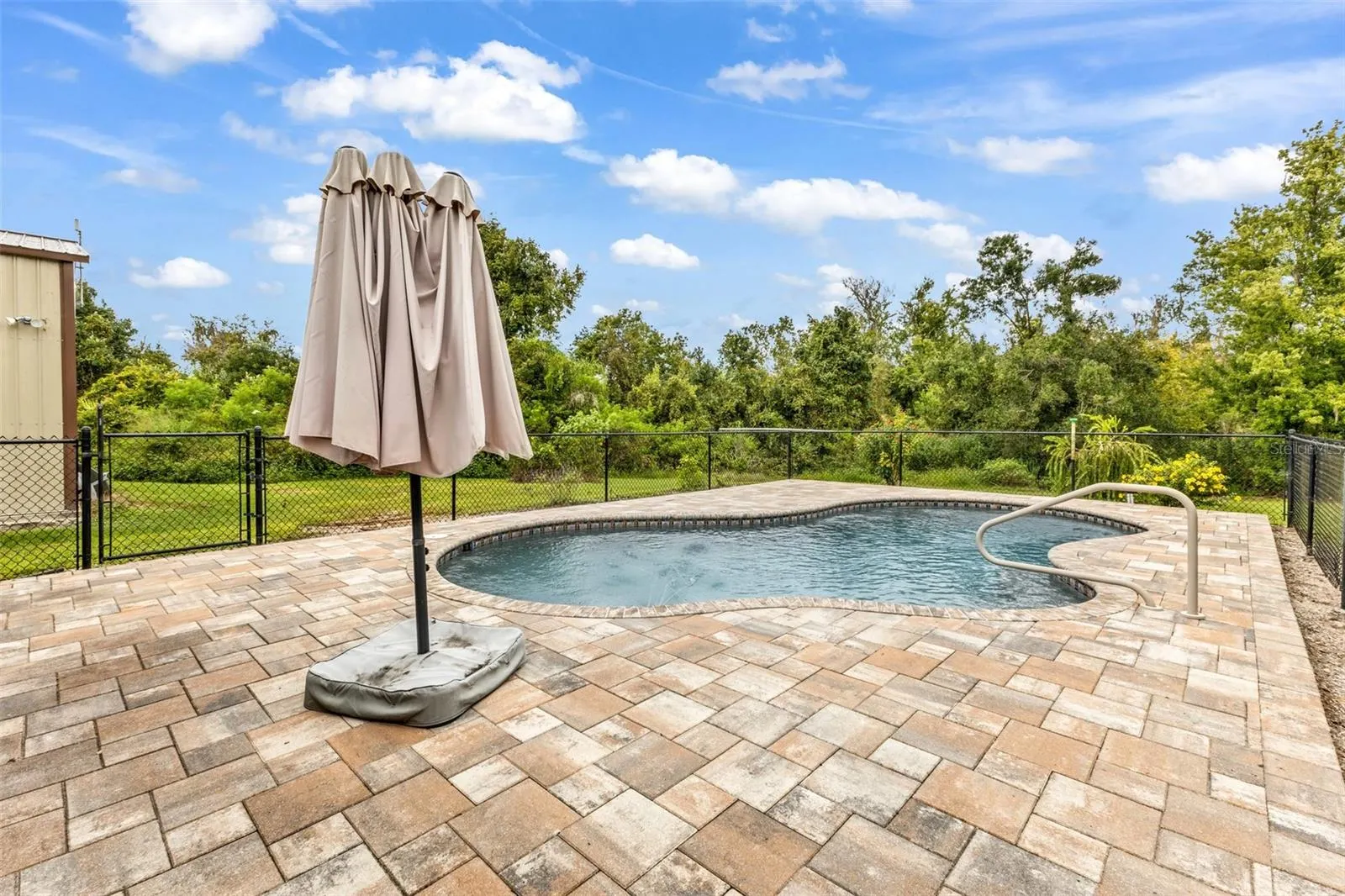 2827 SE CREEKWOOD TER