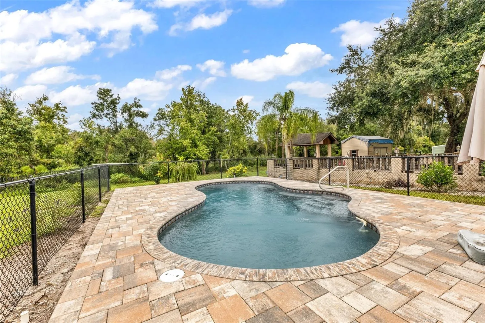 2827 SE CREEKWOOD TER