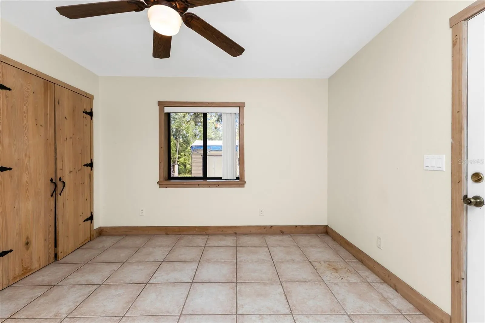 2827 SE CREEKWOOD TER