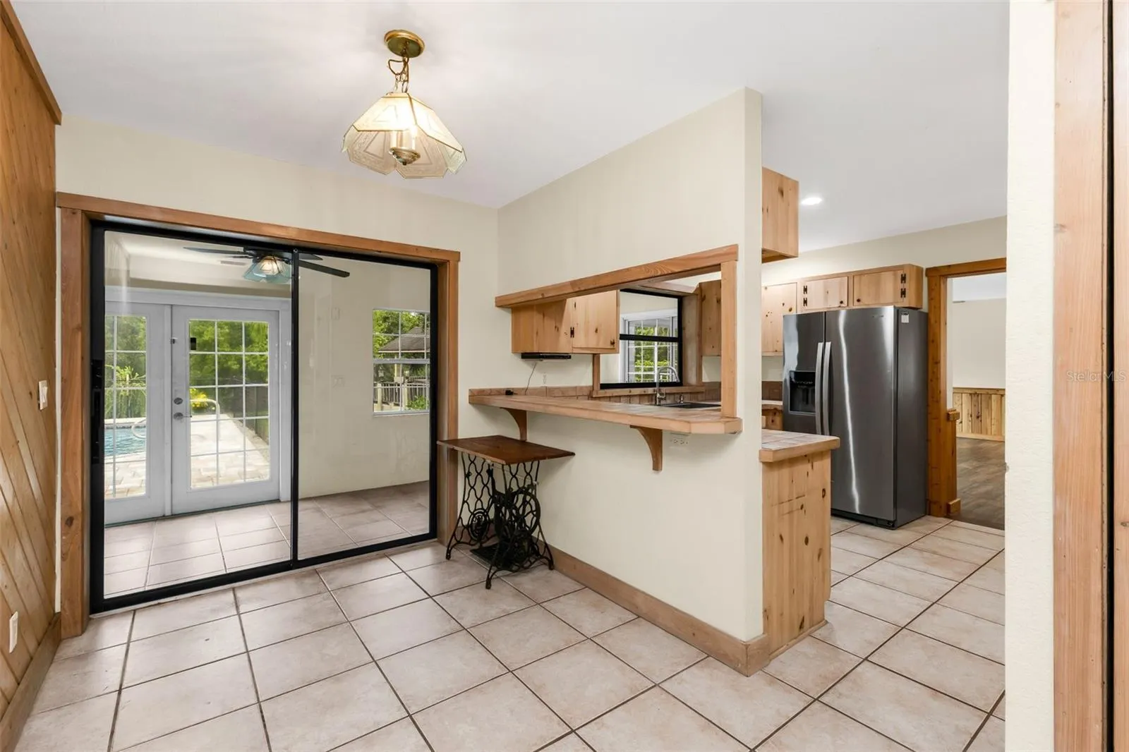 2827 SE CREEKWOOD TER