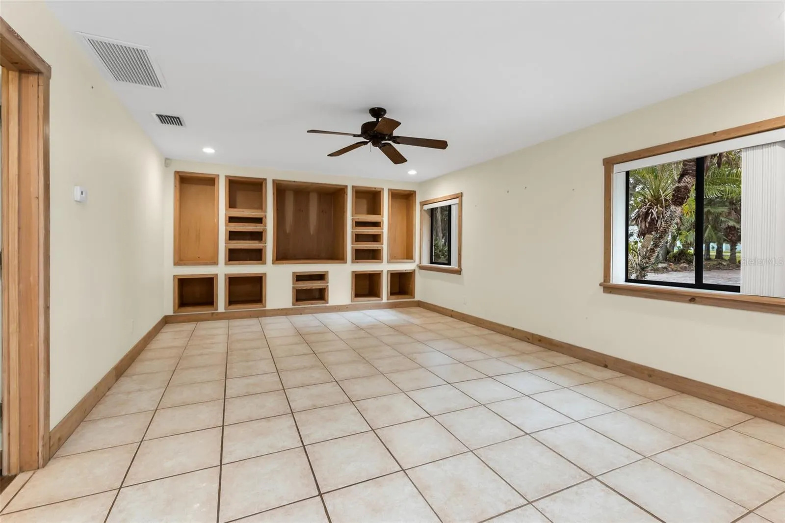 2827 SE CREEKWOOD TER