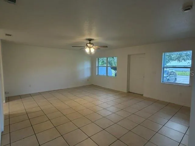 1938 SE CHERRY DR