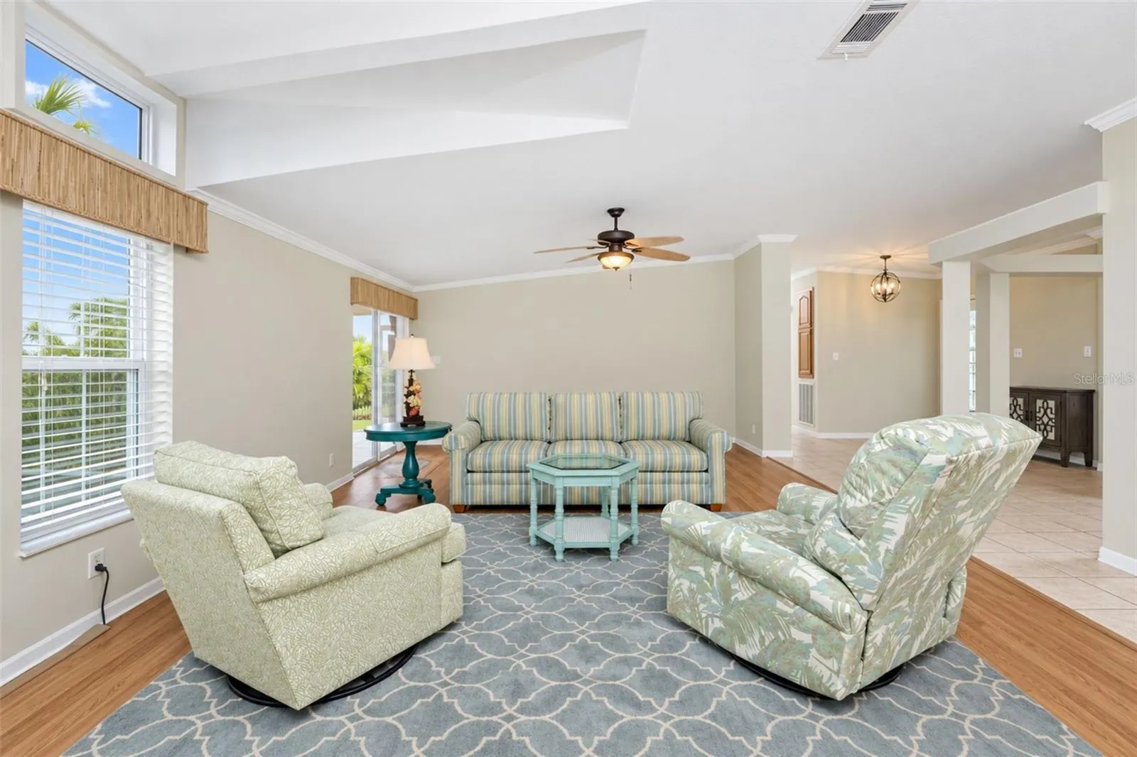 4191 PELICAN POINTE DR
