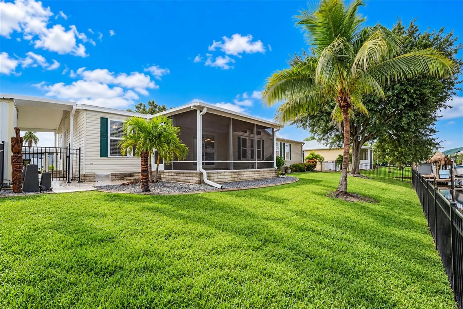 4191 PELICAN POINTE DR