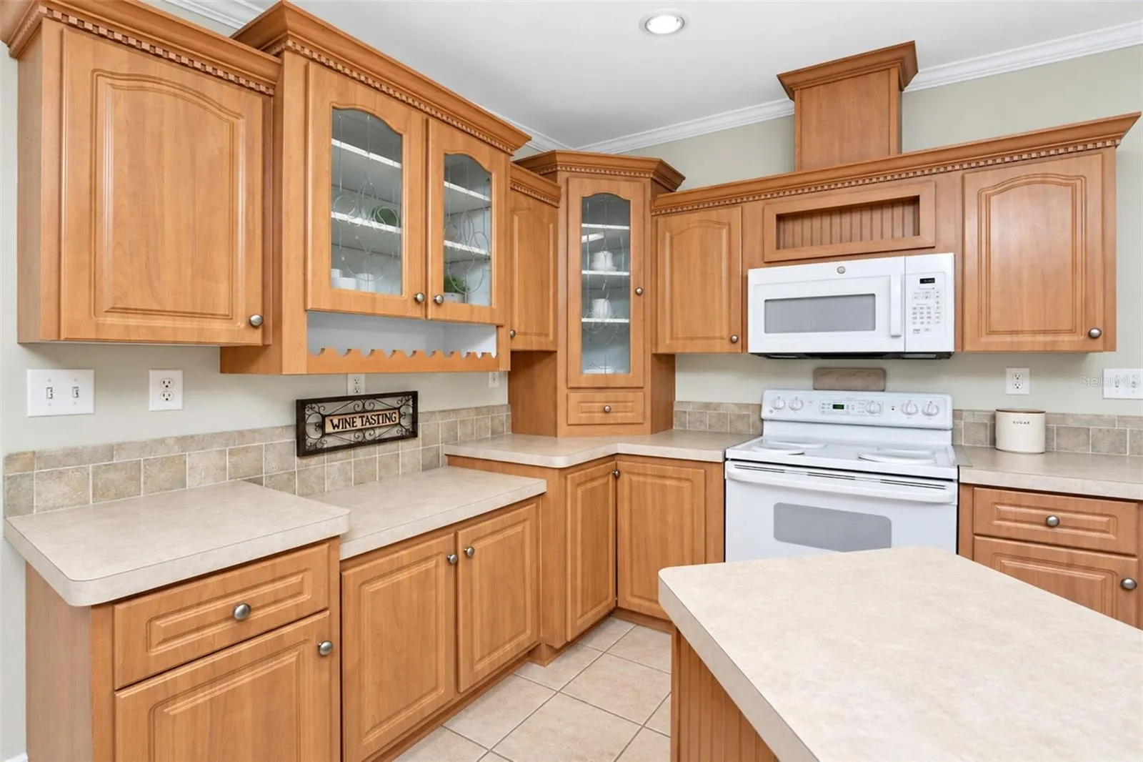 4191 PELICAN POINTE DR