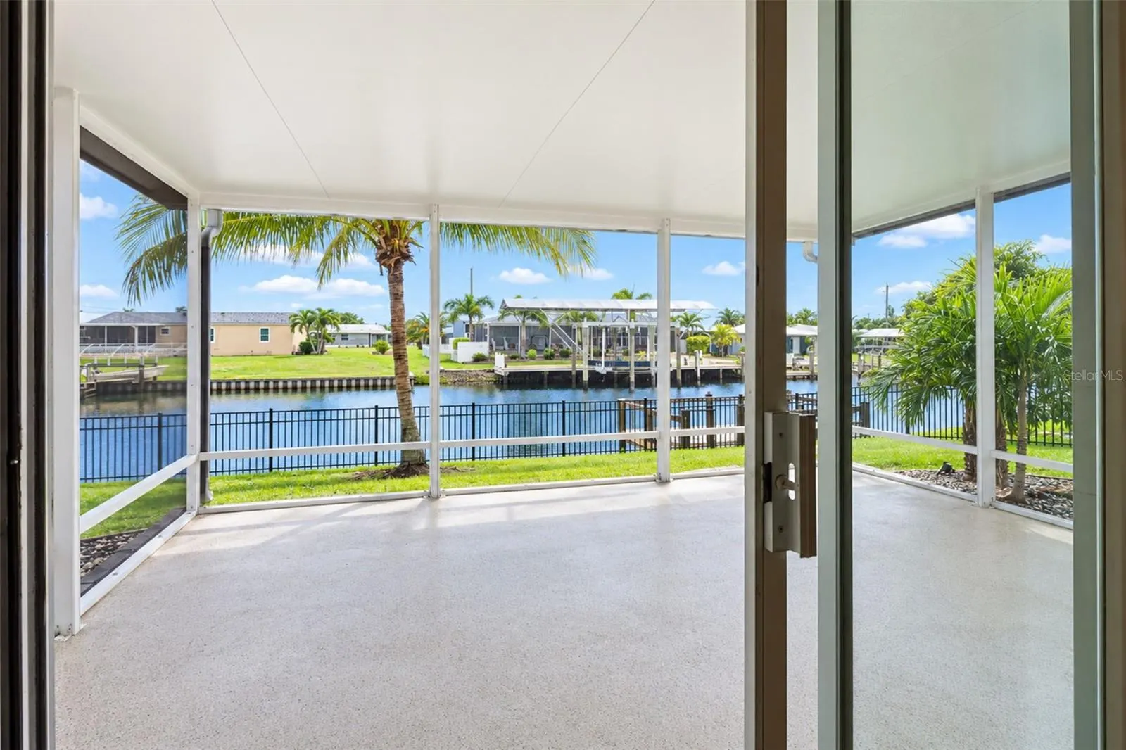4191 PELICAN POINTE DR
