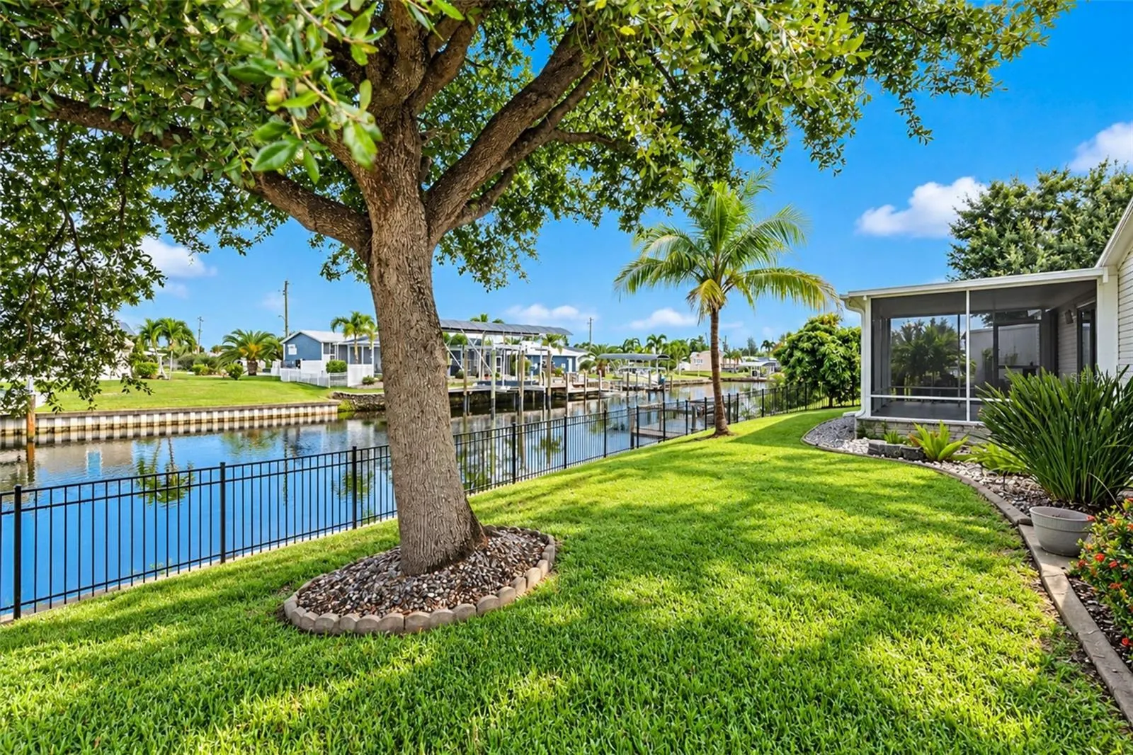 4191 PELICAN POINTE DR