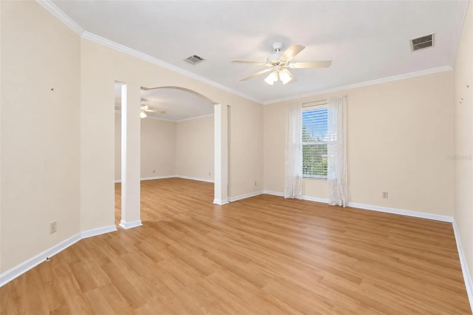 4191 PELICAN POINTE DR