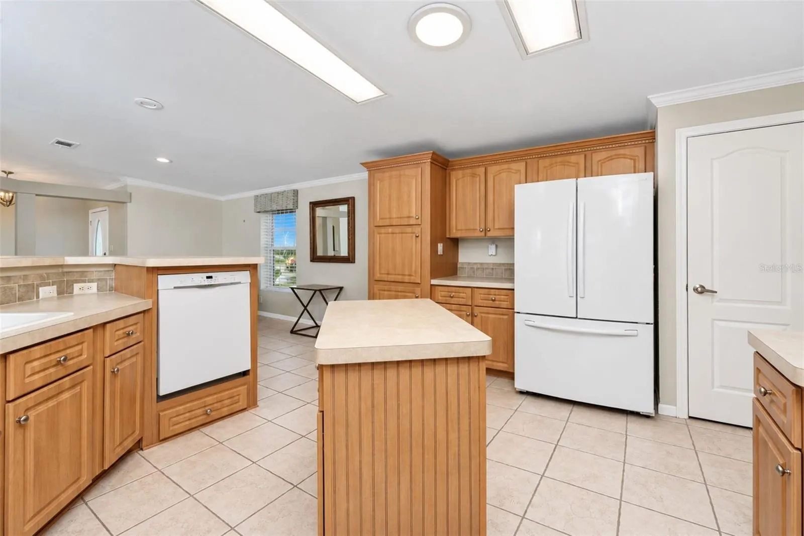 4191 PELICAN POINTE DR