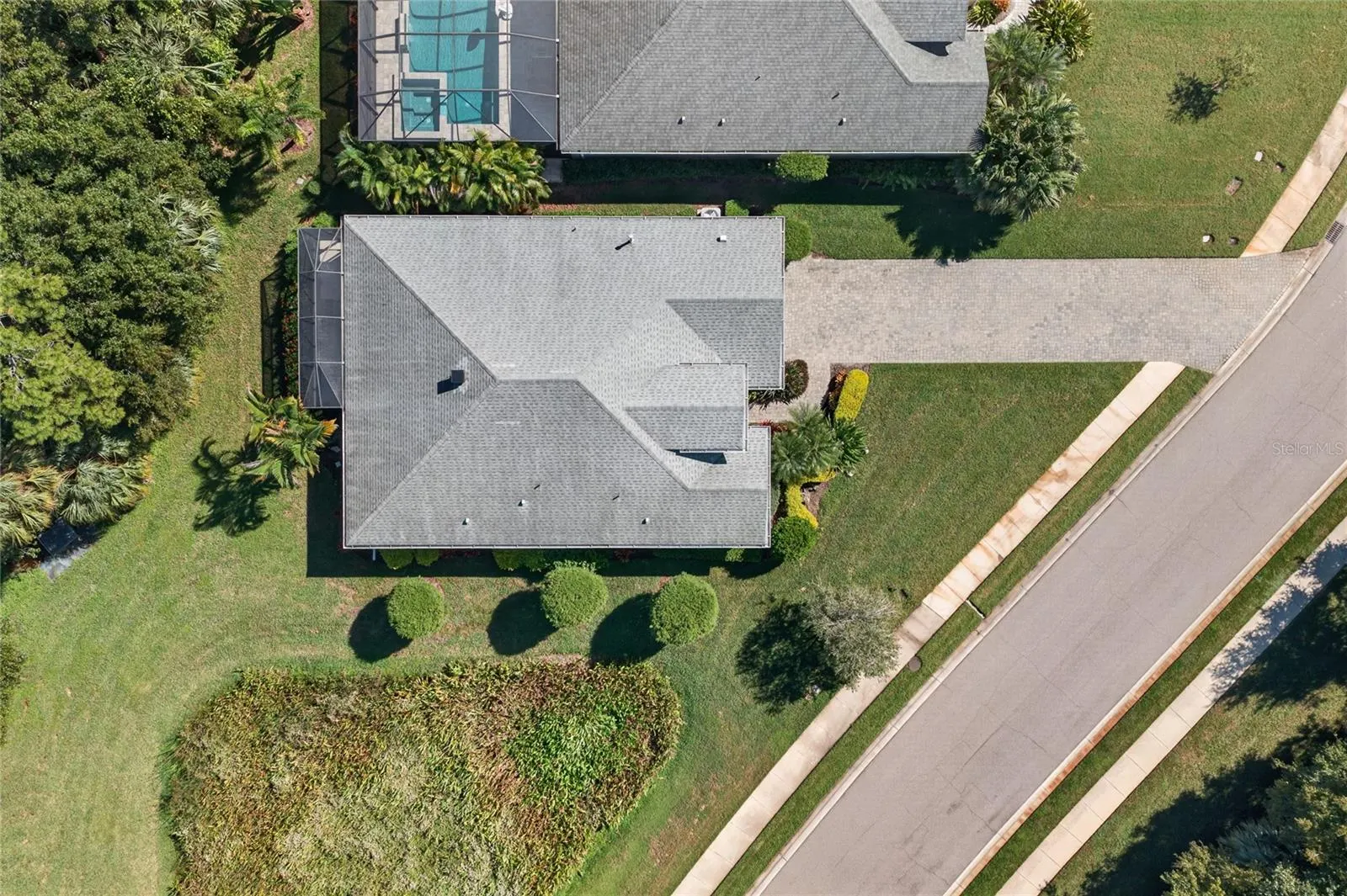 3803 WOODCLIFF LAKE TER