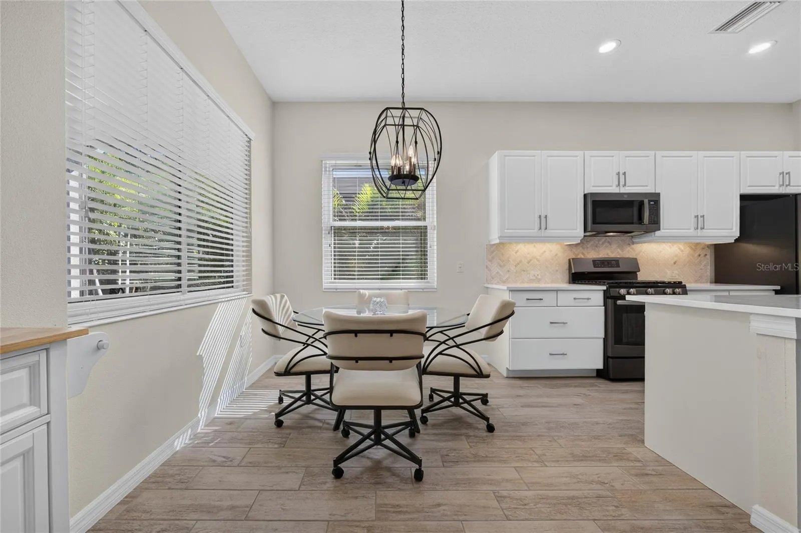 3803 WOODCLIFF LAKE TER