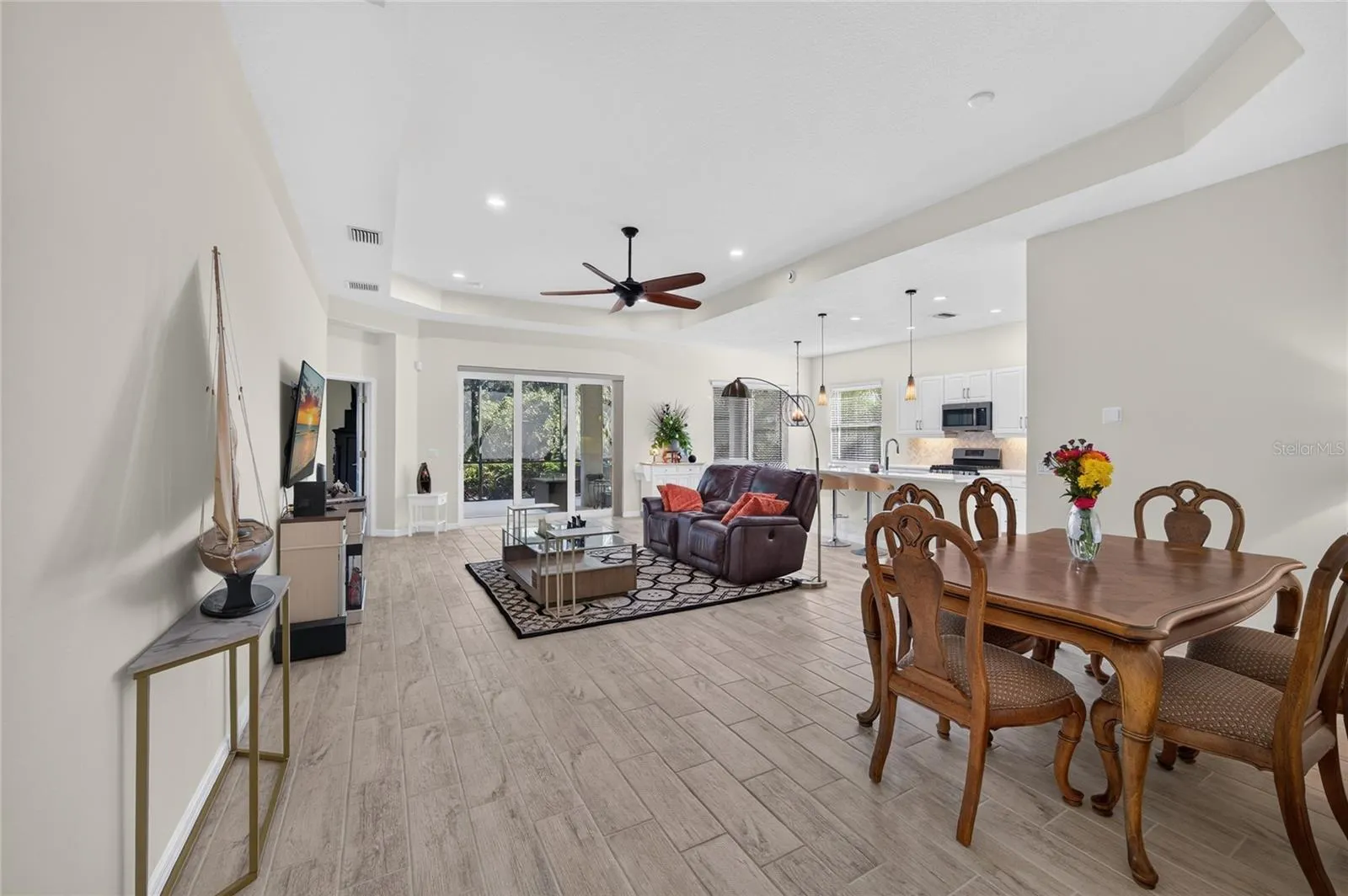 3803 WOODCLIFF LAKE TER