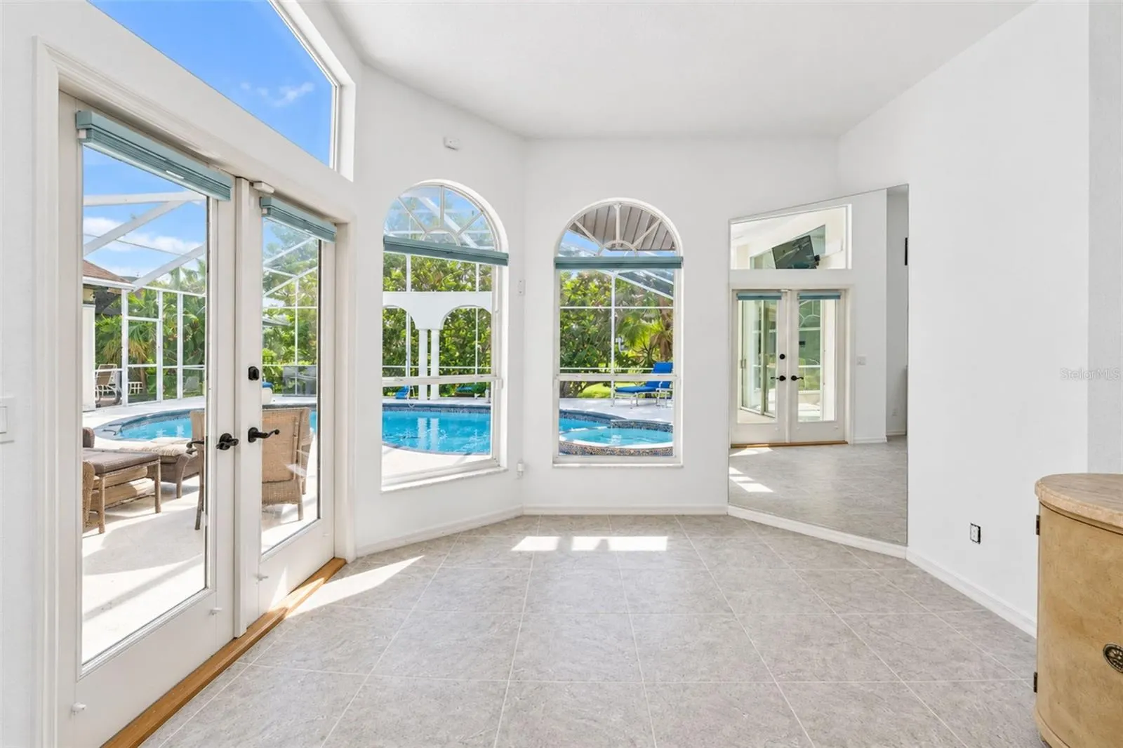 25179 CAMPOS DR
