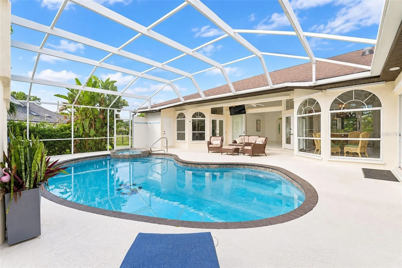 25179 CAMPOS DR