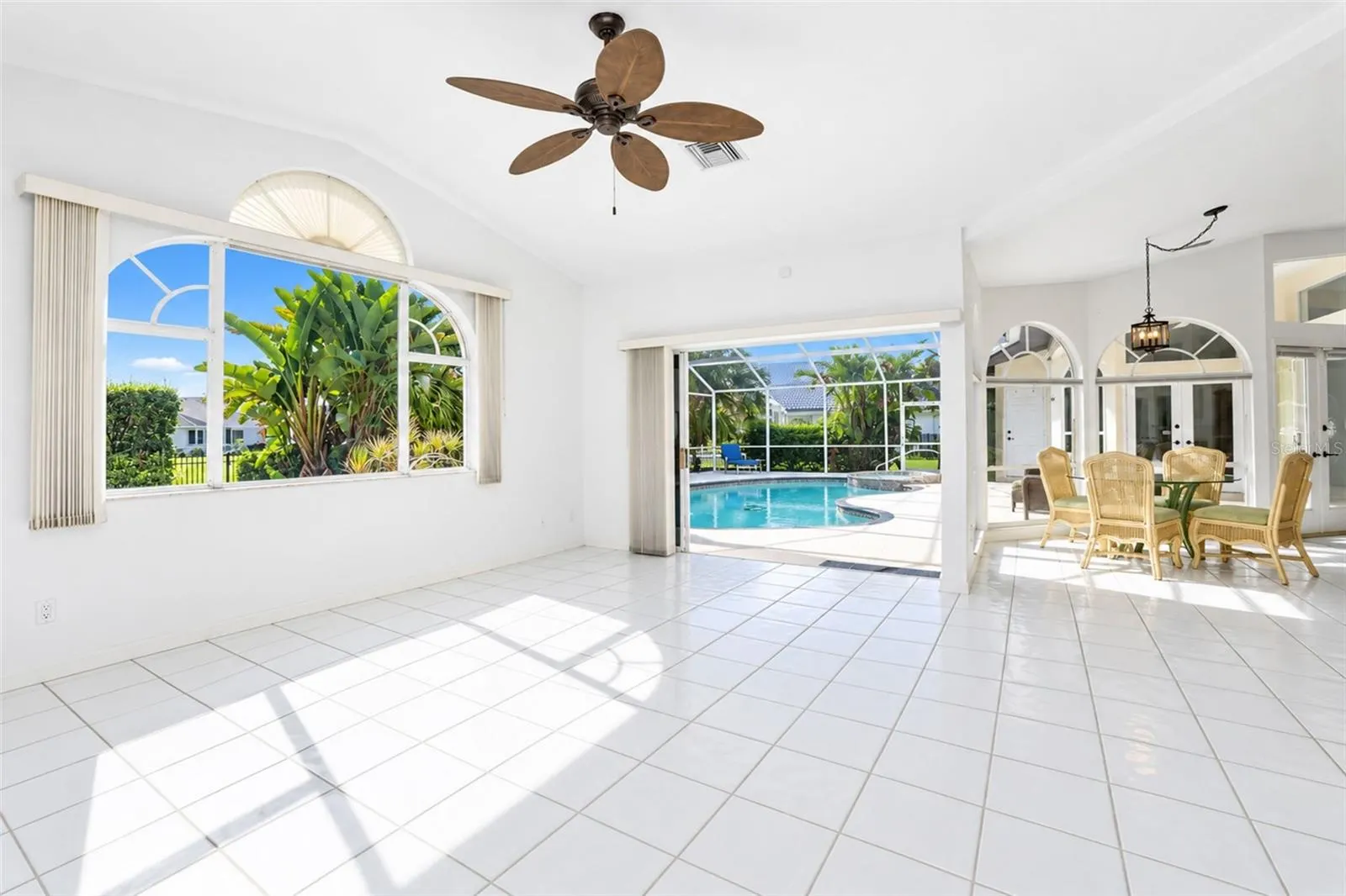 25179 CAMPOS DR