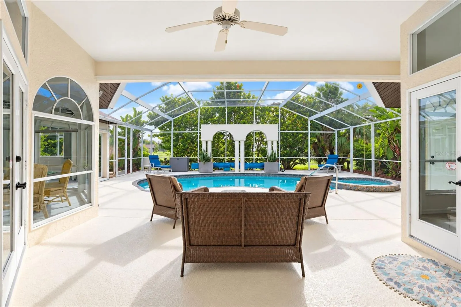 25179 CAMPOS DR
