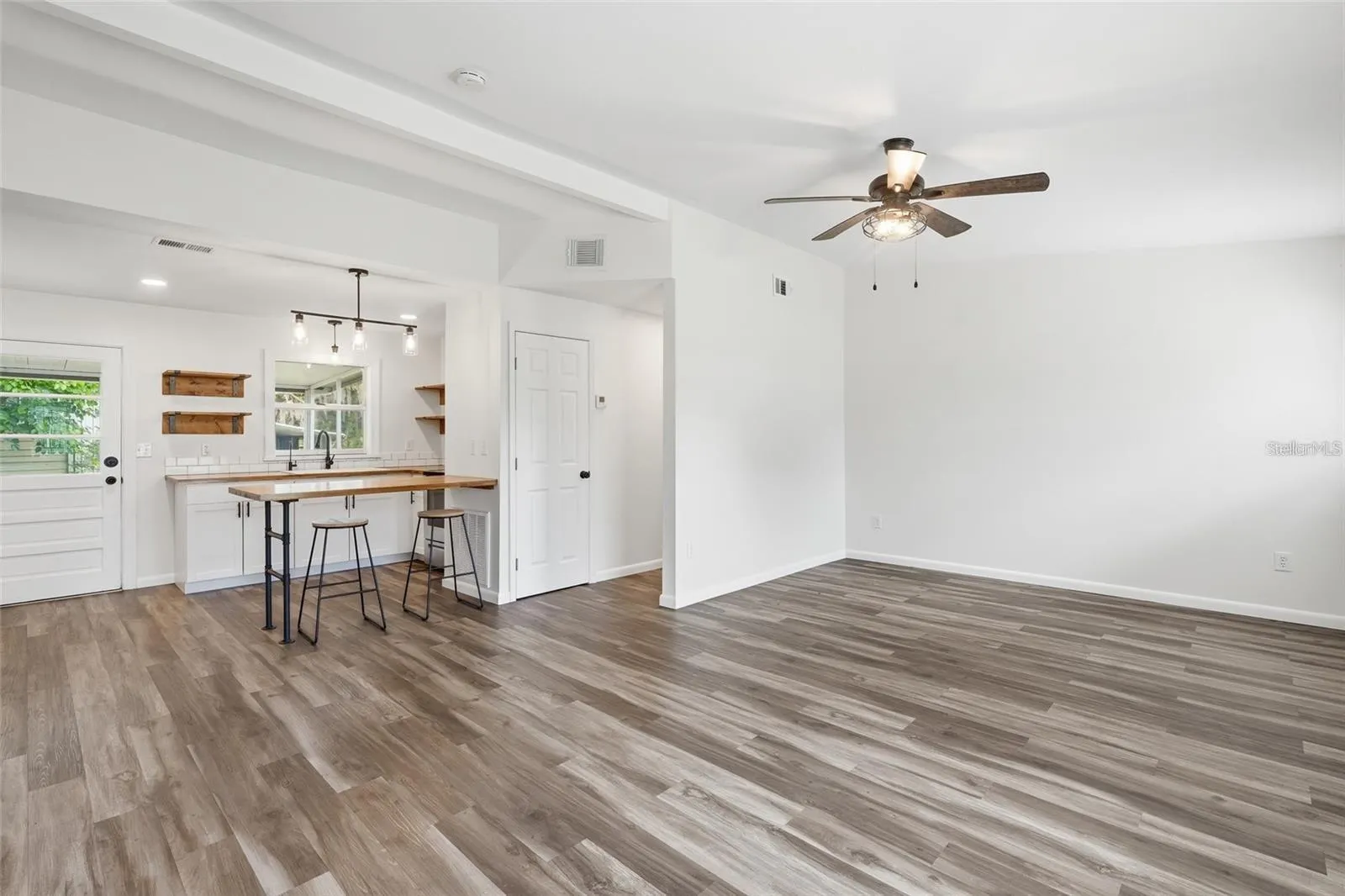 162 BRIDLE PATH