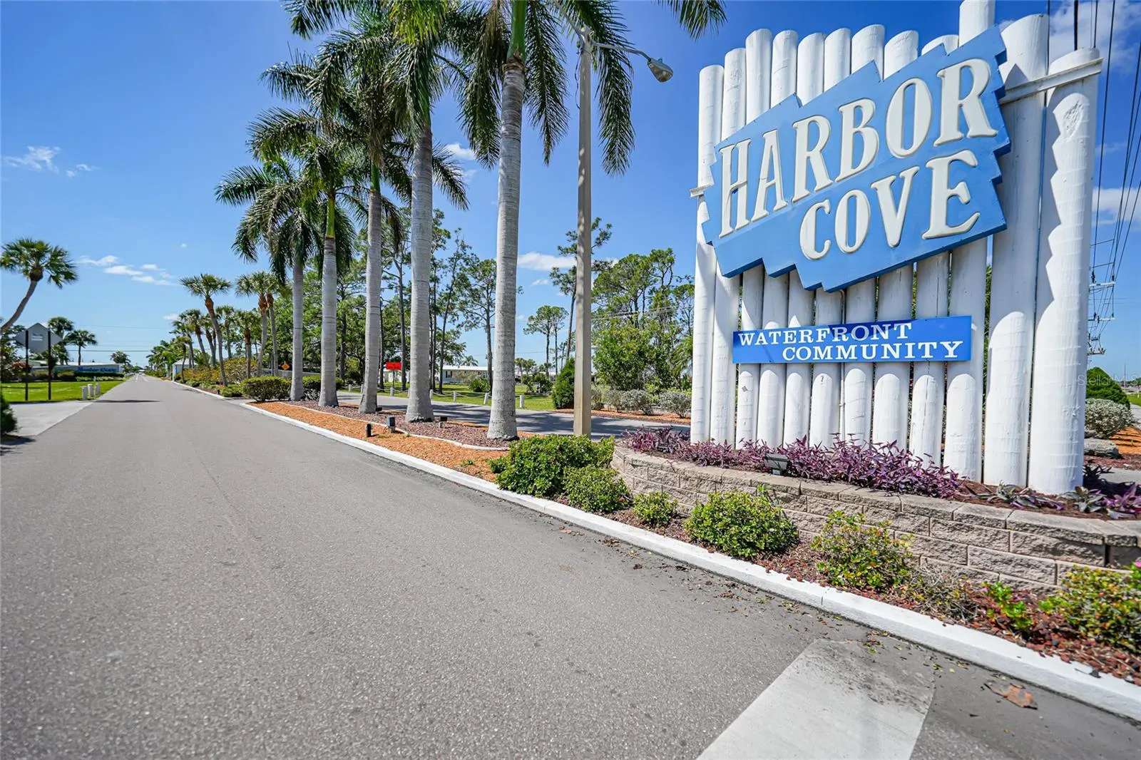 734 BLACKBURN BLVD