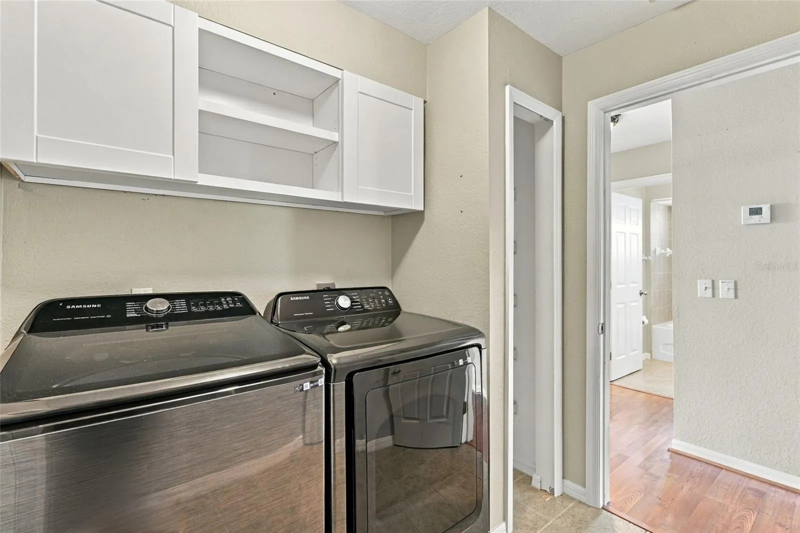 304 NE 20TH TER
