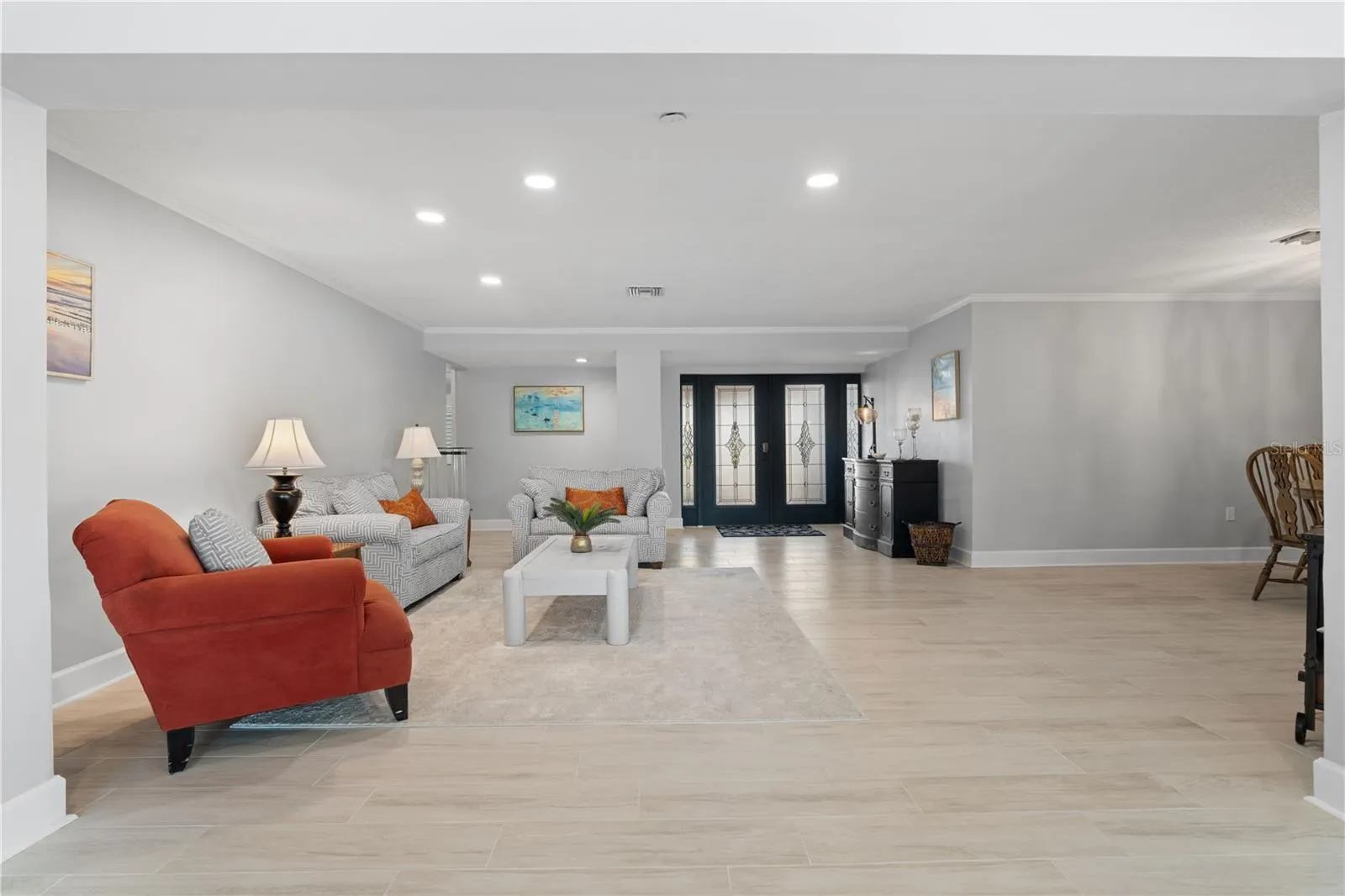 2211 PALM TREE DR