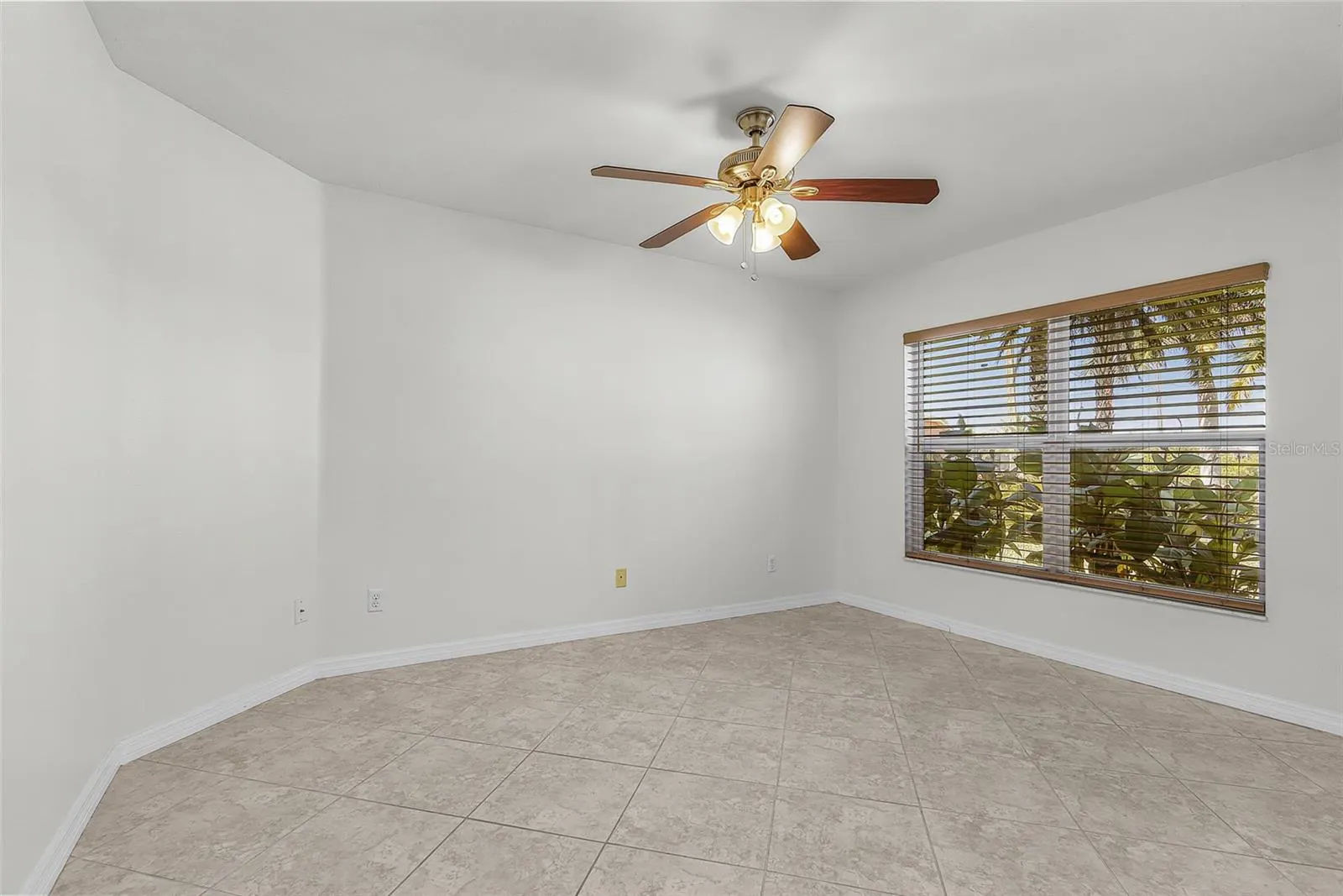 3310 NW 5TH TER