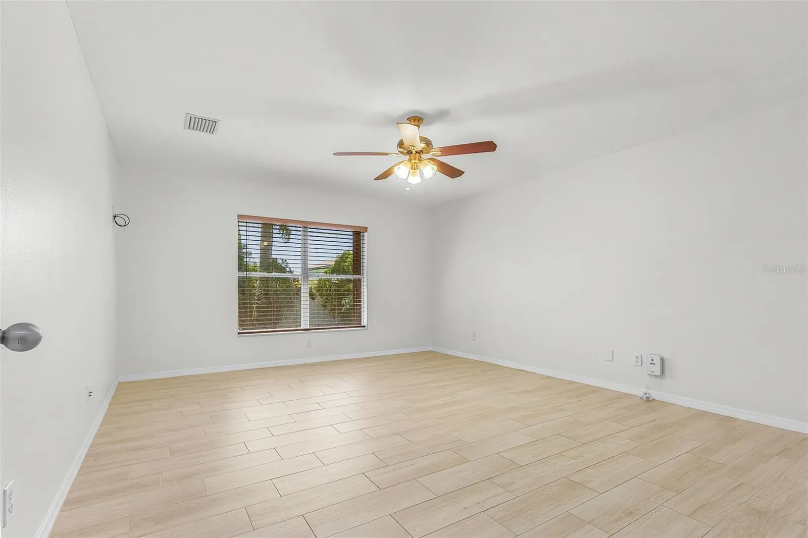 3310 NW 5TH TER