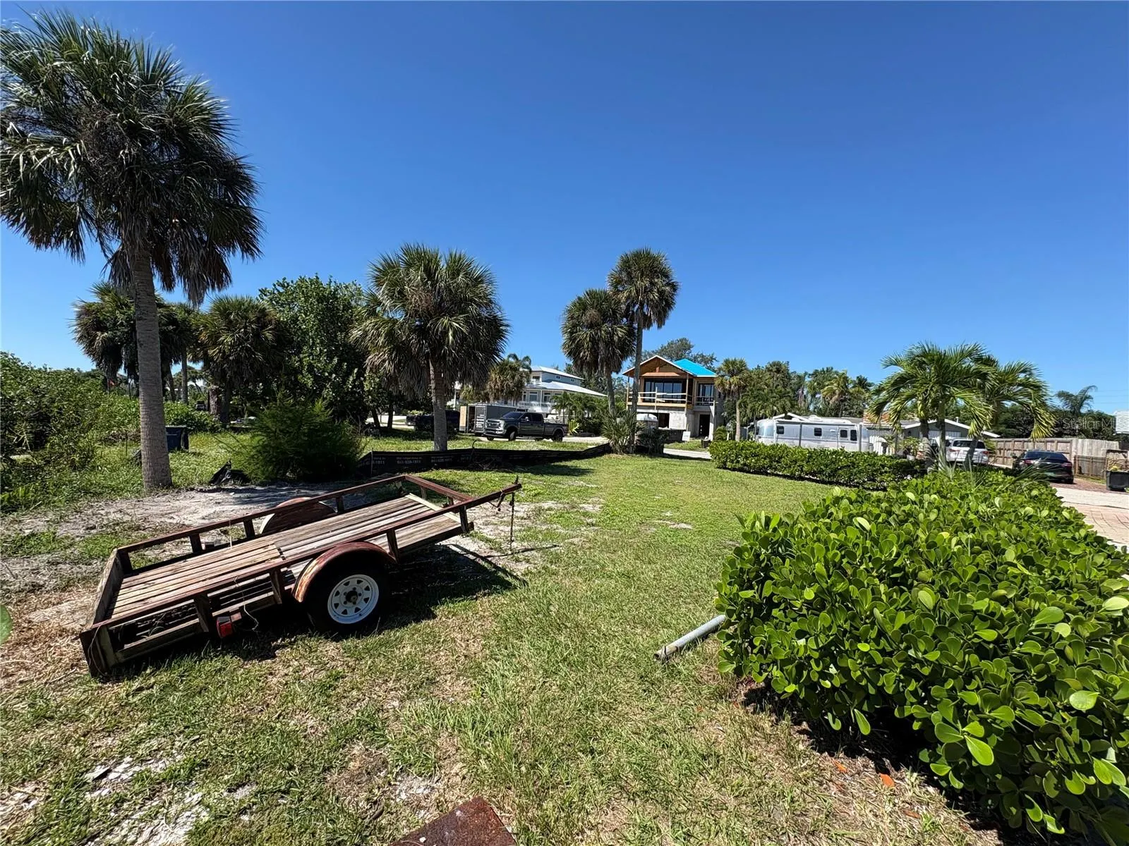 108 SUNRISE DR