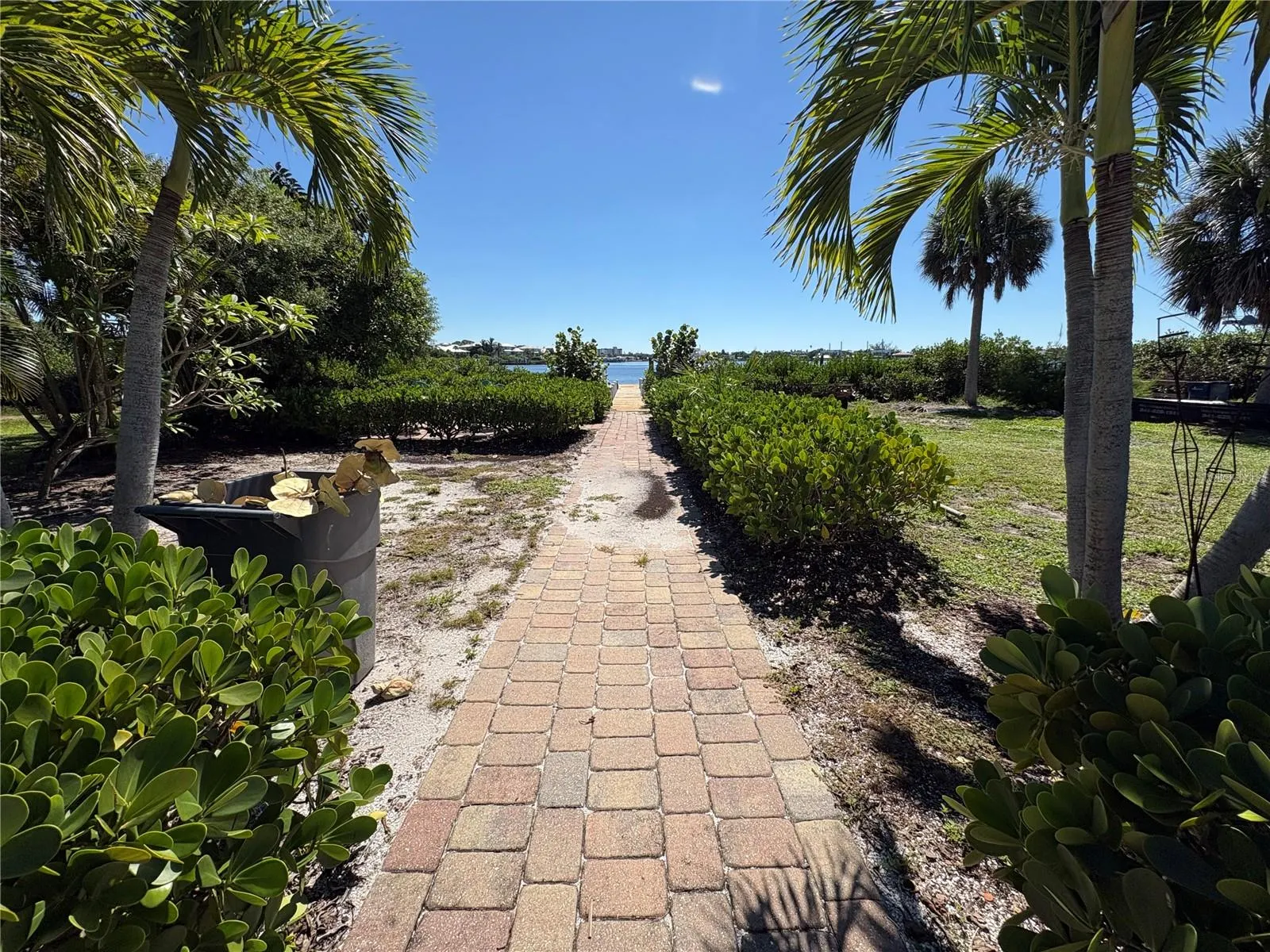 108 SUNRISE DR